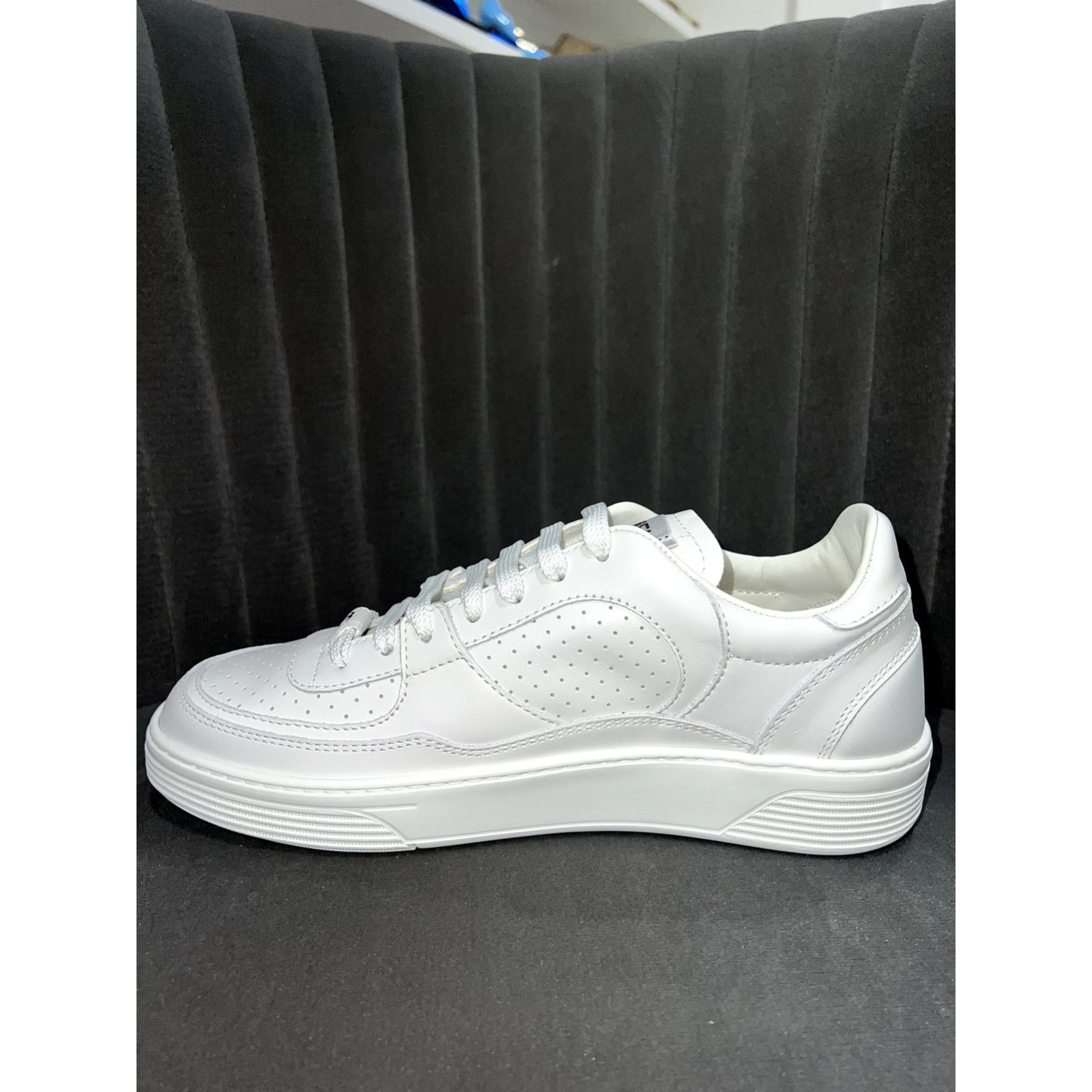 Chanel 23A Calfskin CC Logo Tie Flat Runner Trainer Sneaker 41 Size US 11 / IT 41 - 9 Thumbnail