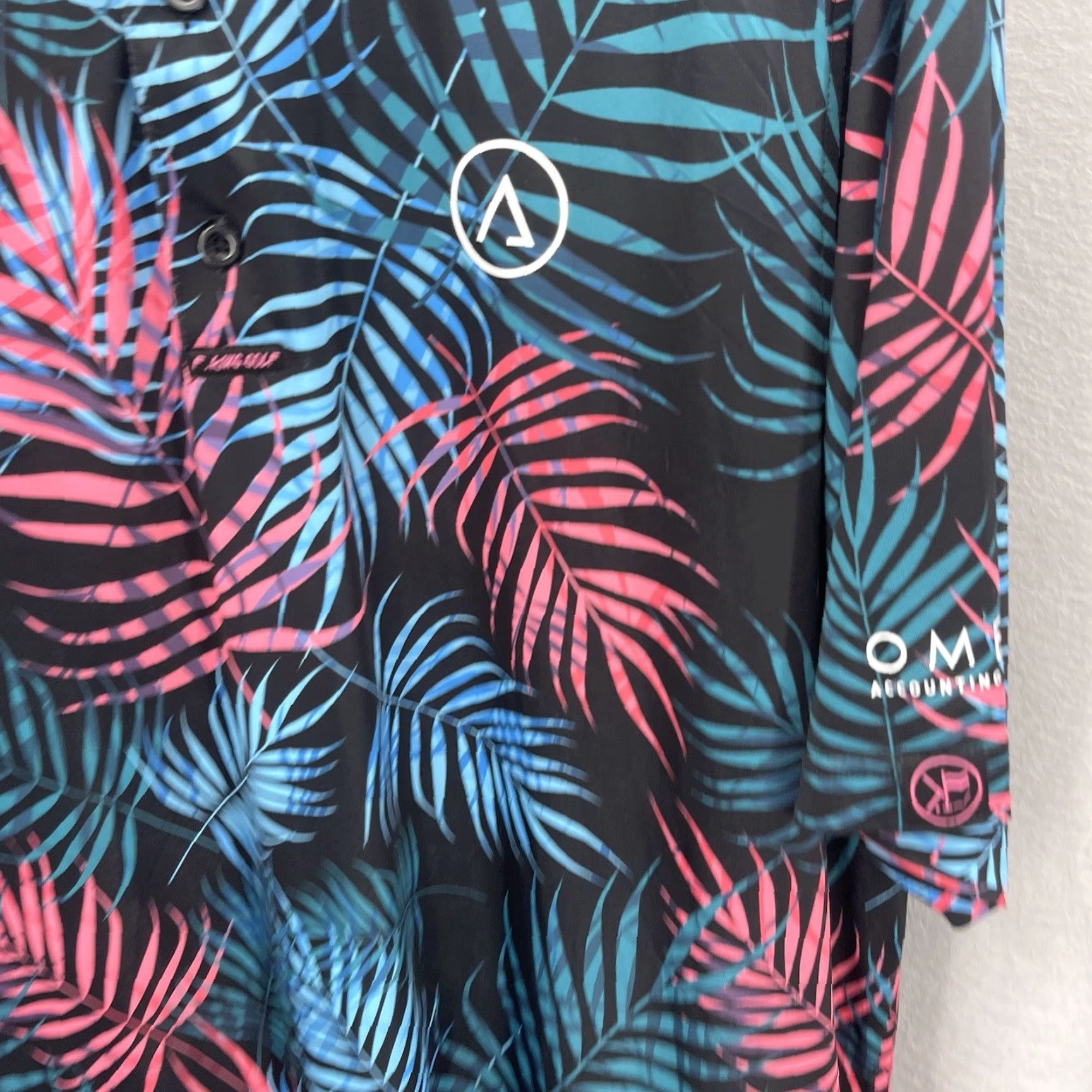 Vintage F.King Golf Polo Shirt Mens L Floral Palms UPF 50 Logo Novelty Preppy Dad Sports Golf Shirt Mens L Black Floral Palm Logo UPF 50 Size US L / EU 52-54 / 3 - 4 Thumbnail