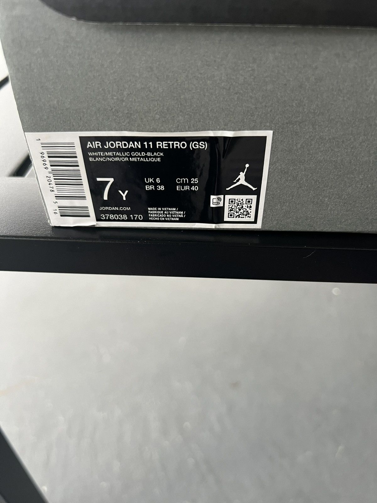 Jordan Brand Jordan 11 Retro Gratitude 7Y - Brand New! Size US 7 / EU 40 - 7 Thumbnail