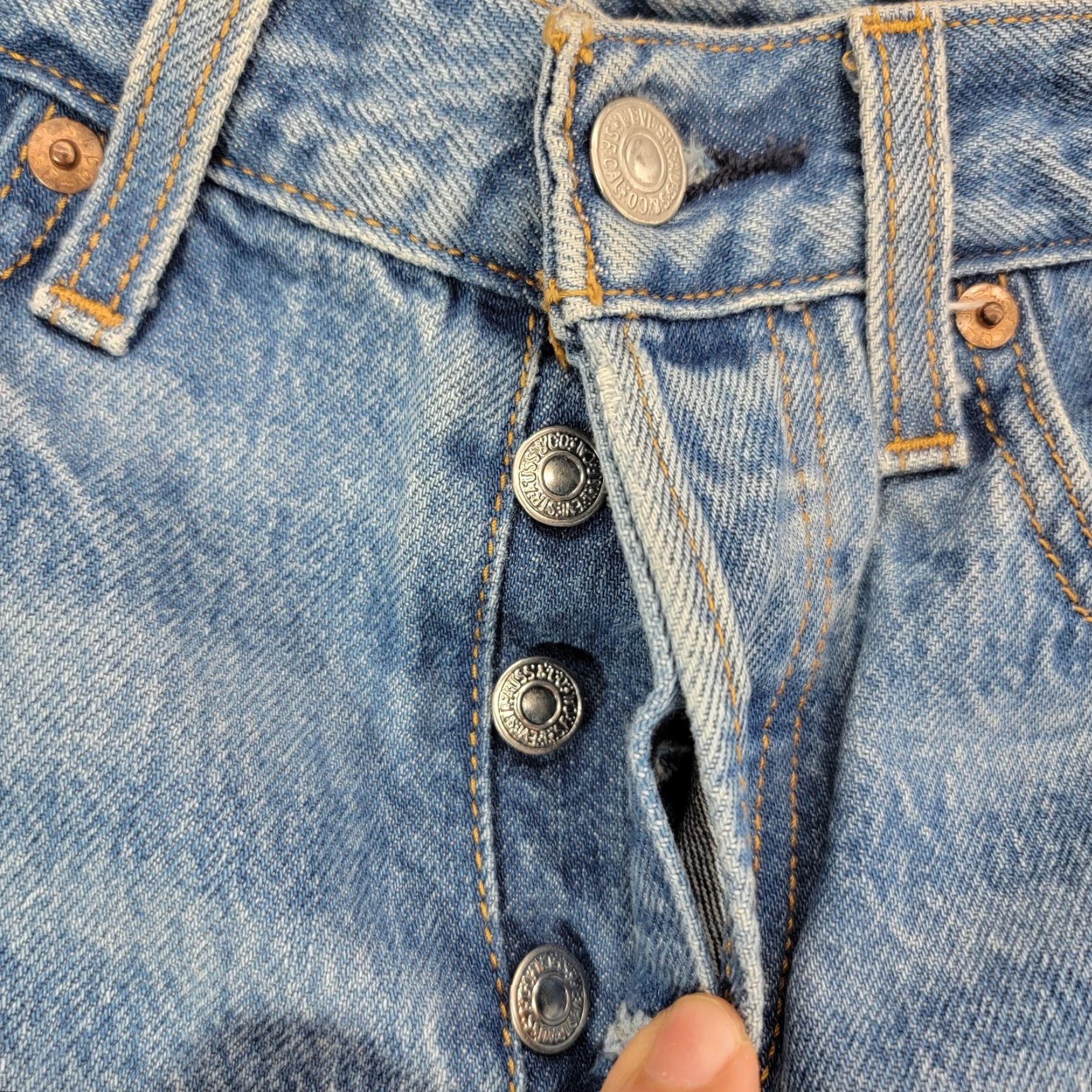 Levi's Levi's Jeans Womens 27 Blue Wedgie High Rise Button Fly Distressed Raw Hem Jeans Size 27" / US 4 / IT 40 - 3 Thumbnail