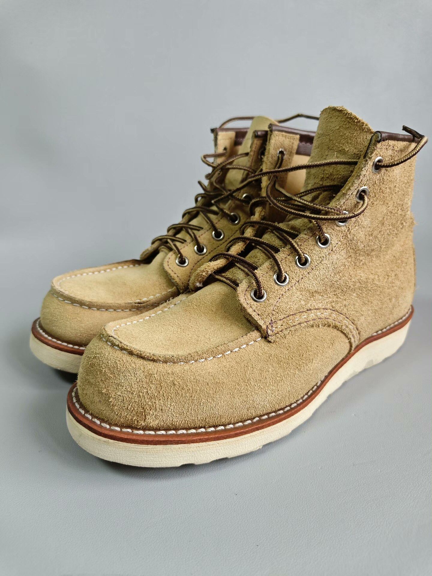 Red Wing Red Wing 8833 Size US 7.5 / EU 40-41 - 1 Thumbnail