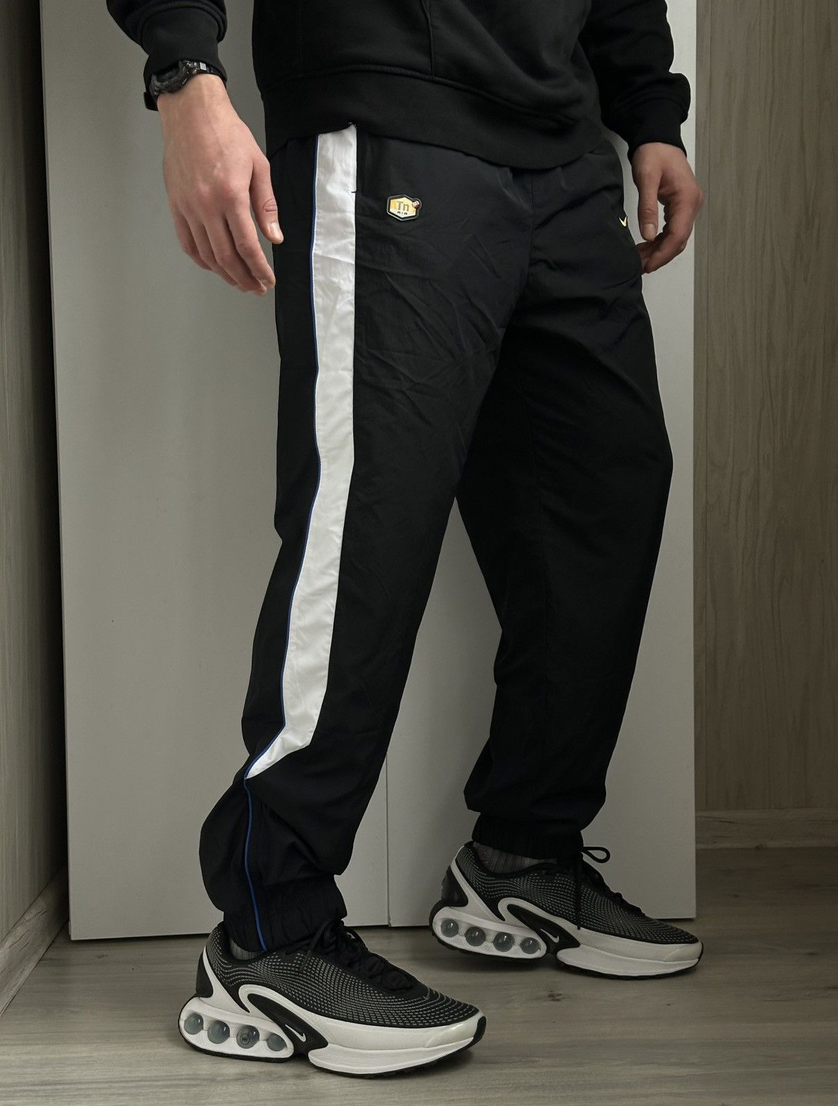 Nike Nike TN Track Pants Swoosh Nylon Drill Sizes XL New Size US 36 / EU 52 - 3 Thumbnail