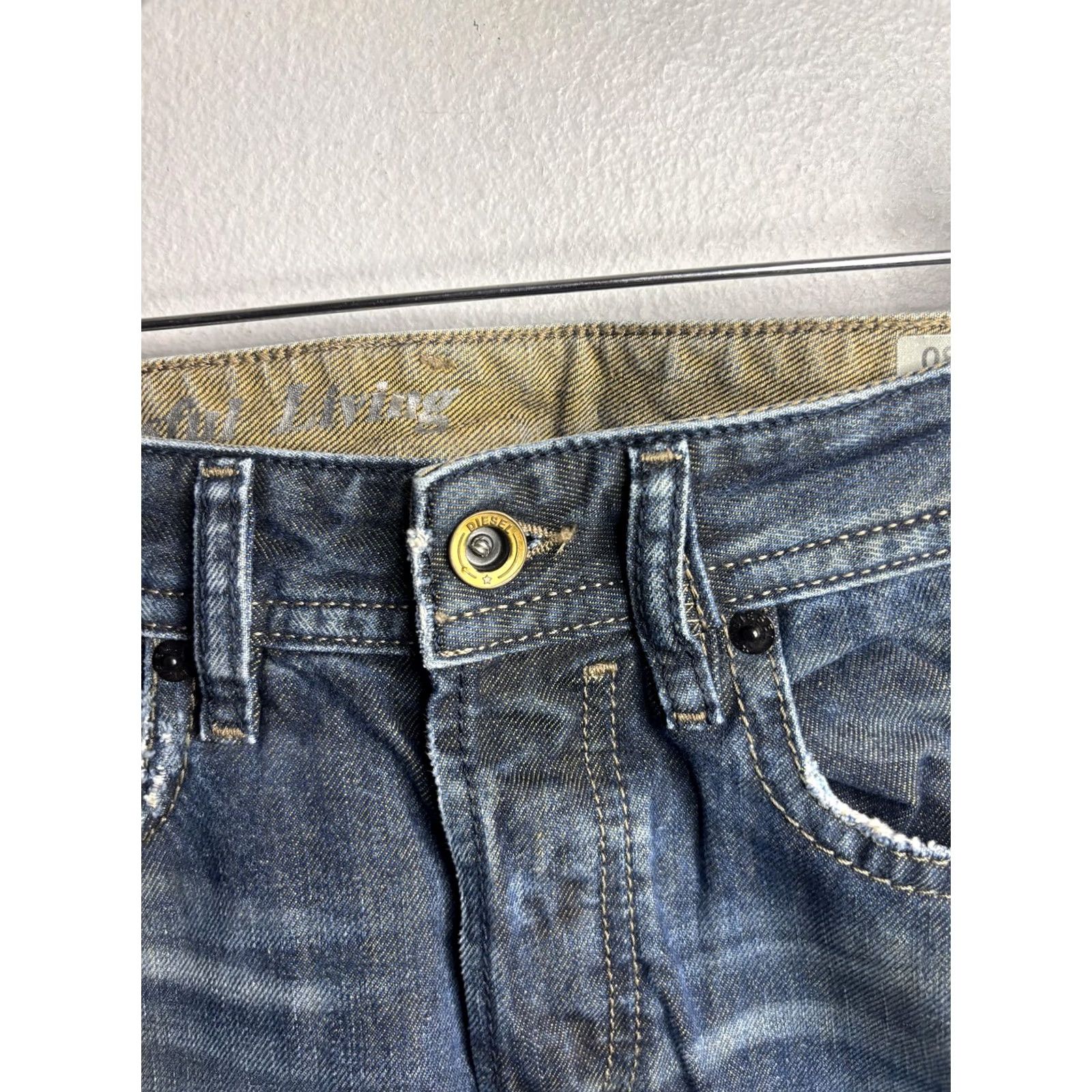 Diesel Diesel Buster Jeans Mens 26x30 Blue Medium Wash Slim Tapered Distressed Denim Size US 26 / EU 42 - 3 Thumbnail