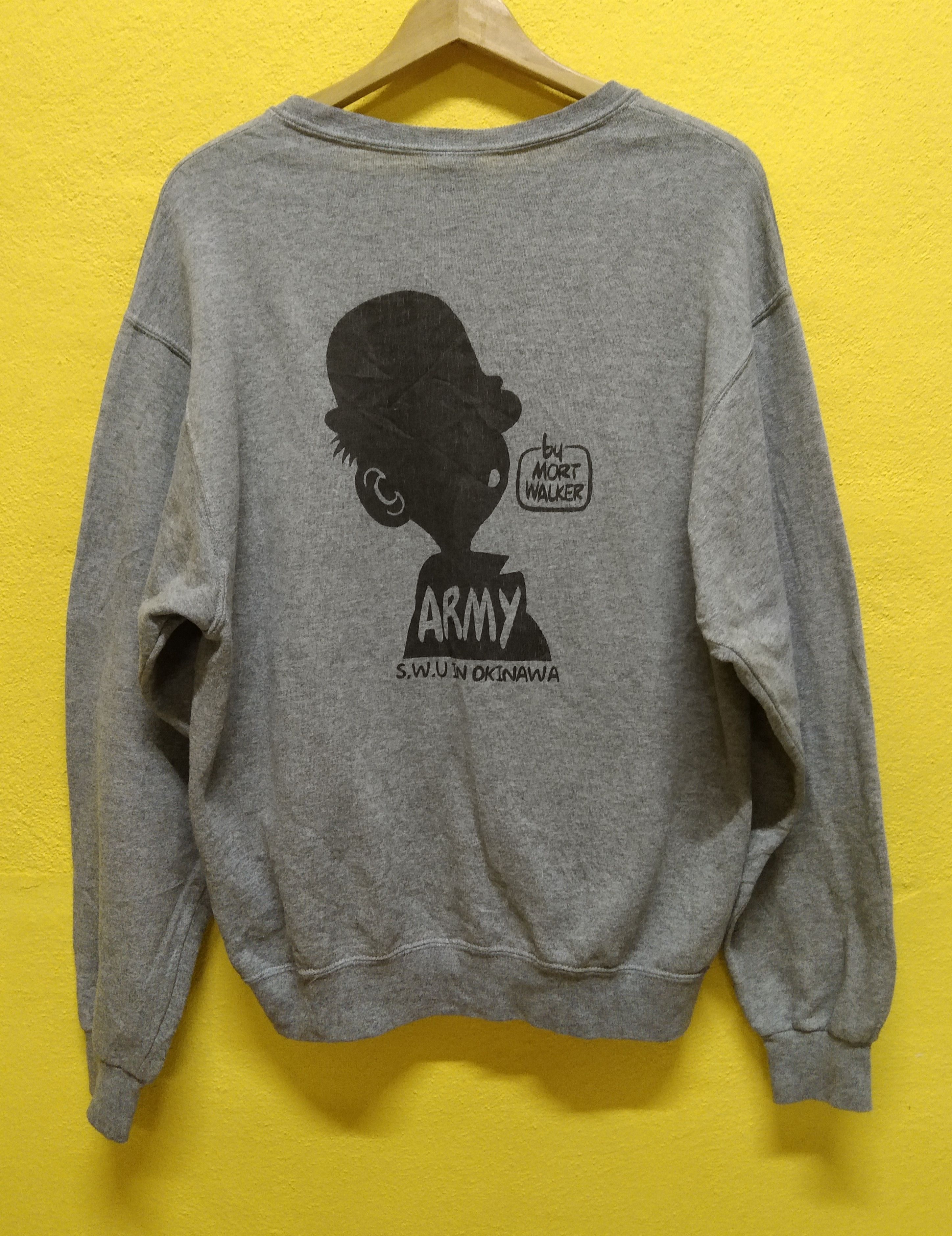 Vintage VINTAGE ARMY S.W.U IN OKINAWa by MORT WALKER SWEATSHIRT Size US M / EU 48-50 / 2 - 1 Thumbnail