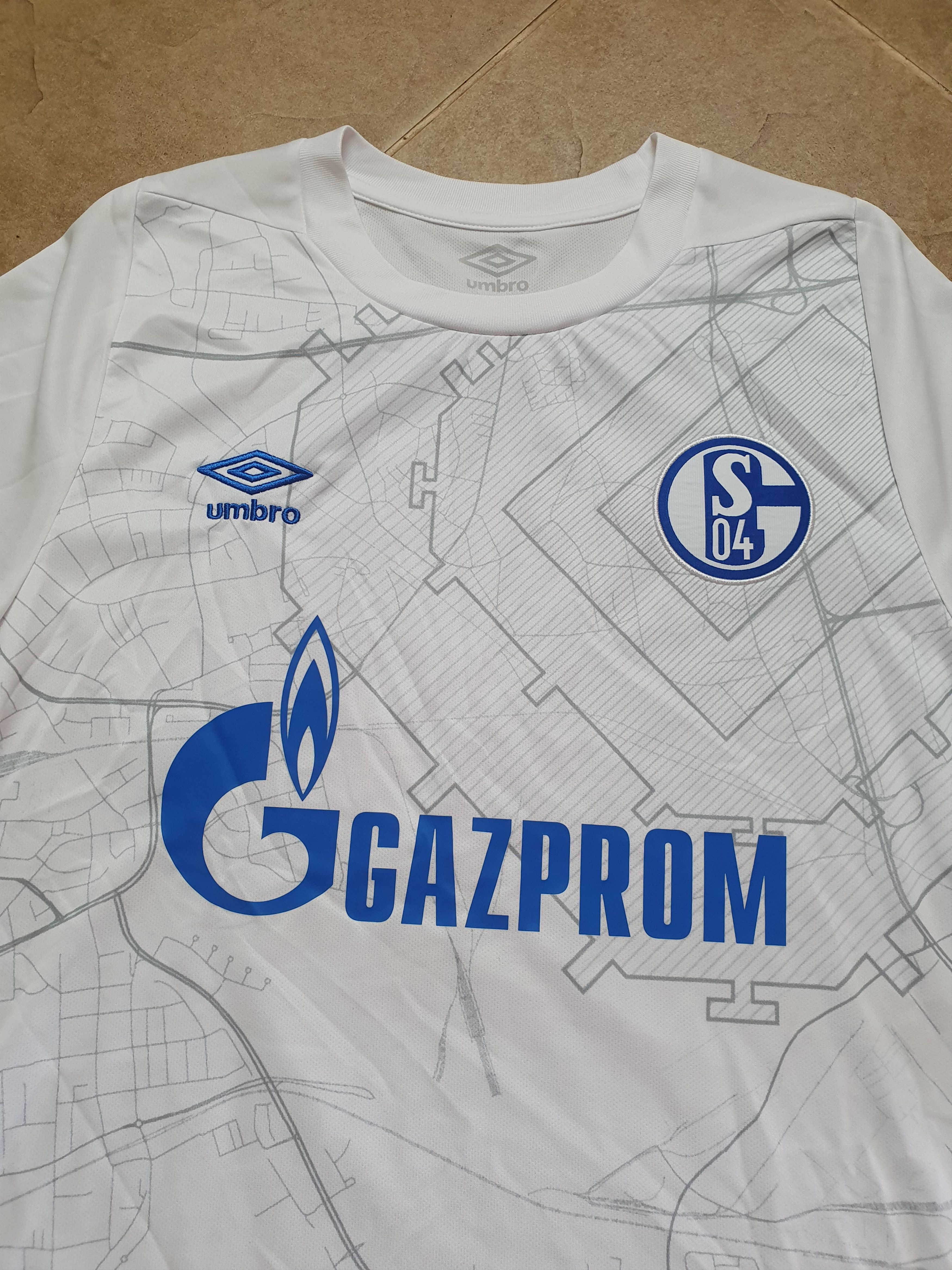 Umbro Jersey SOCCER FOOTBALL vintage t-shirt UMBRO FC SCHALKE 04 Size US XL / EU 56 / 4 - 5 Thumbnail