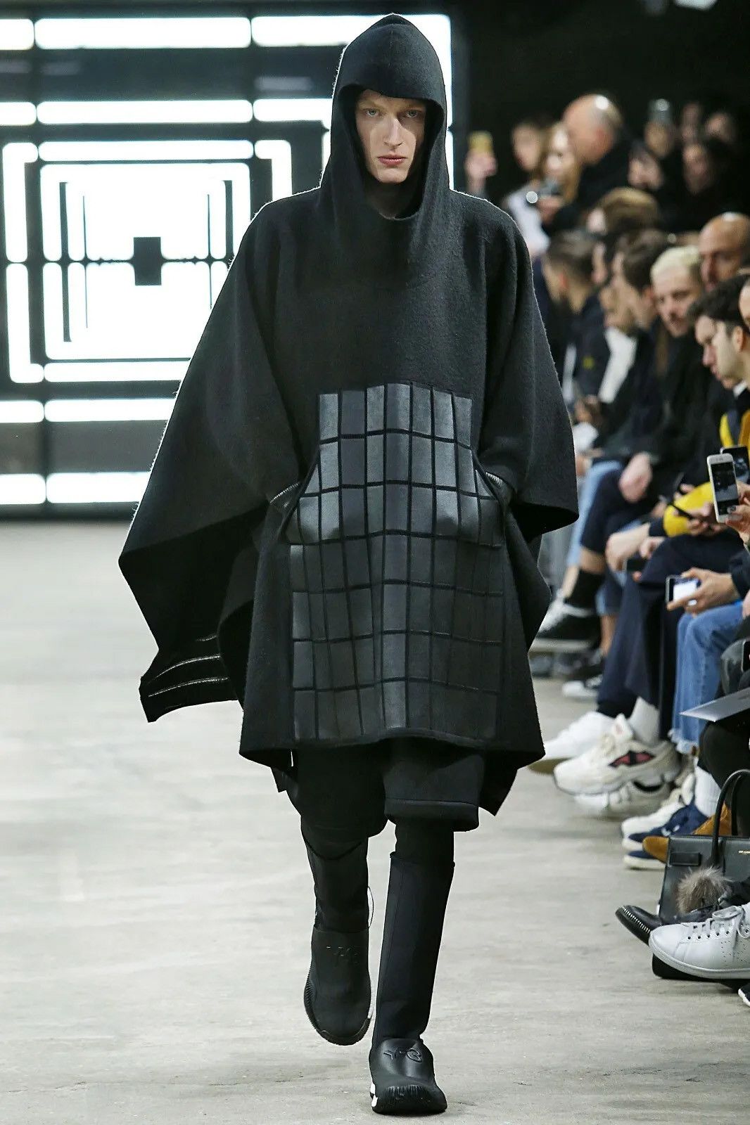 Y-3 × Yohji Yamamoto adidas Y-3 (ワイスリー) Fall-Winter 2016/17 Poncho Sweater AZ5093 Size US S / EU 44-46 / 1 - 15 Thumbnail