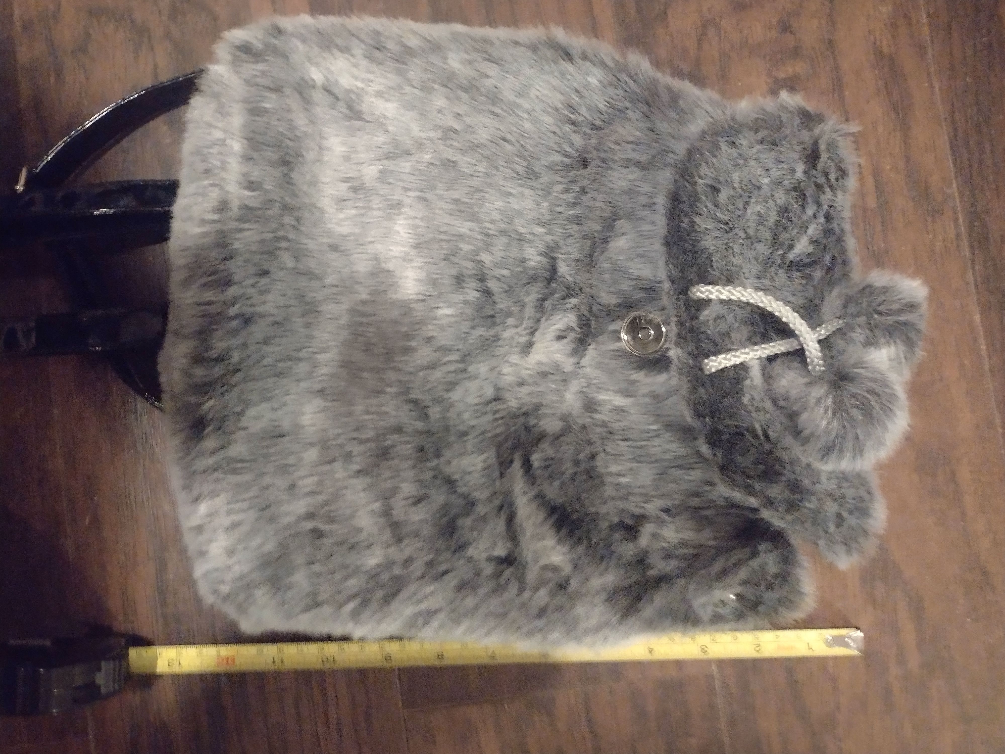 Other LuLu fuzzy backpack new with tags Size ONE SIZE - 5 Thumbnail