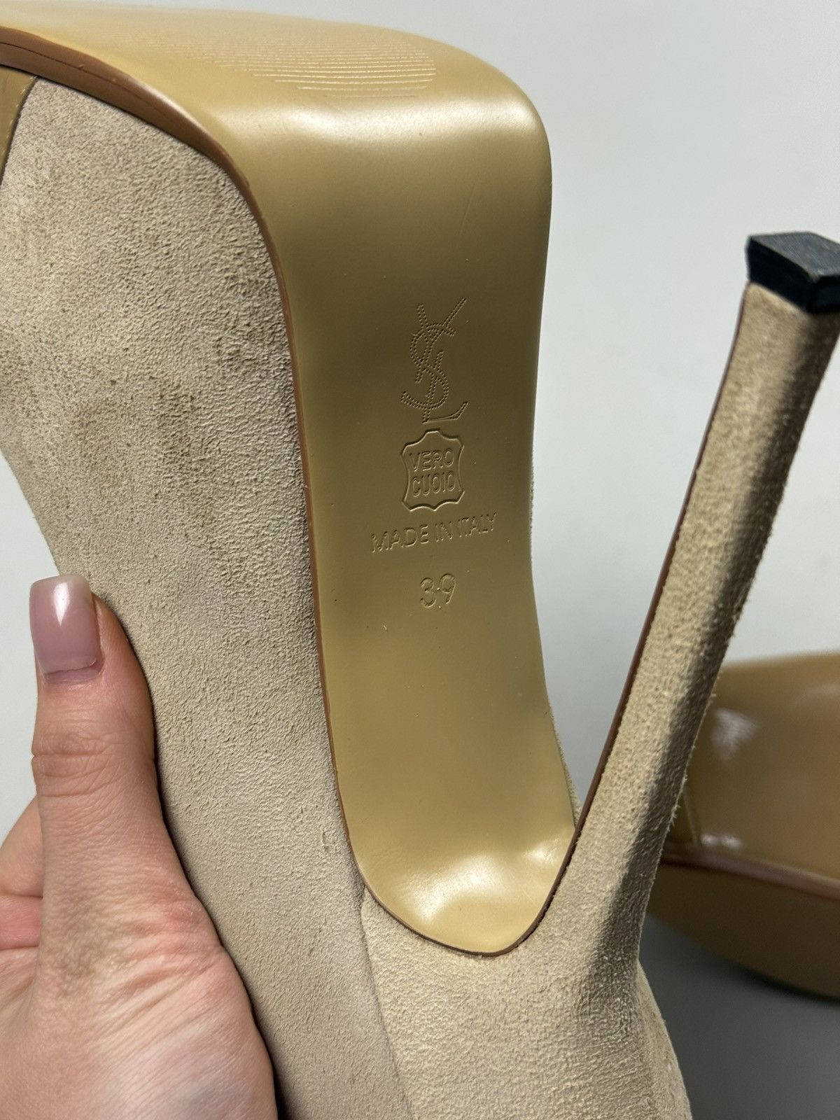 Yves Saint Laurent YSL Yves Saint Lauren Tribute Two Cap Toe Pump Heels Shoes Size US 9 / IT 39 - 18 Thumbnail
