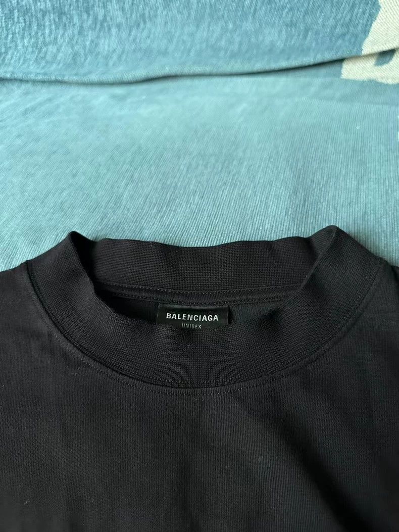 Balenciaga Balenciaga Signal Short Sleeve Size US L / EU 52-54 / 3 - 2 Thumbnail