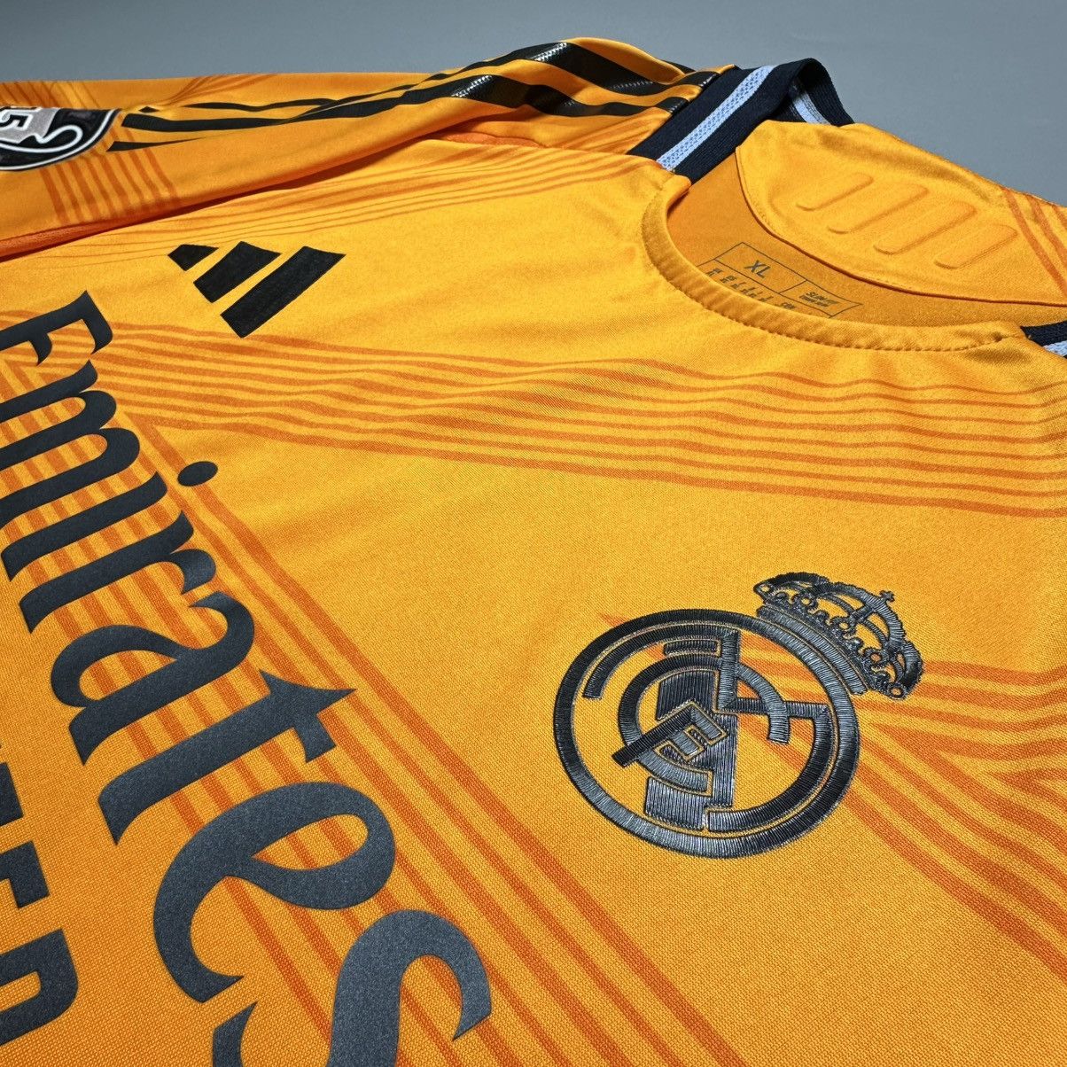 Adidas REAL MADRID ADIDAS 2024/2025 SOCCER AWAY JERSEY #8 VALVERDE Size US XL / EU 56 / 4 - 6 Thumbnail