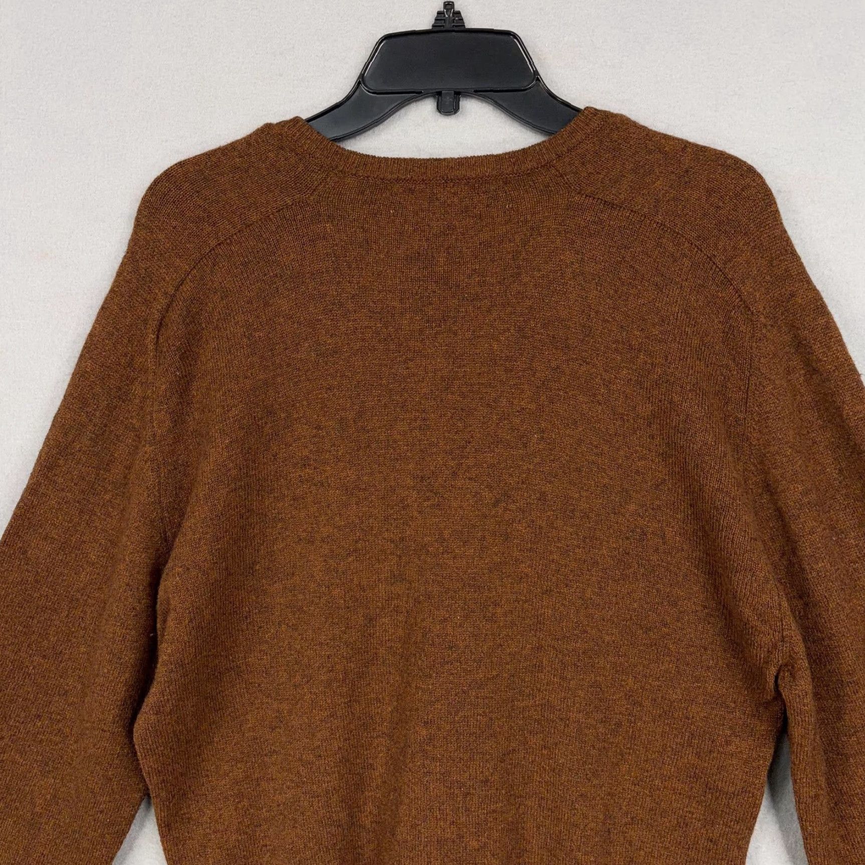 Vintage VINTAGE Peck & Peck Sweater Mens Small Brown Lambswool Scotland 70s Pullover V-Neck Knit Wool Classic Mens Size US S / EU 44-46 / 1 - 7 Thumbnail