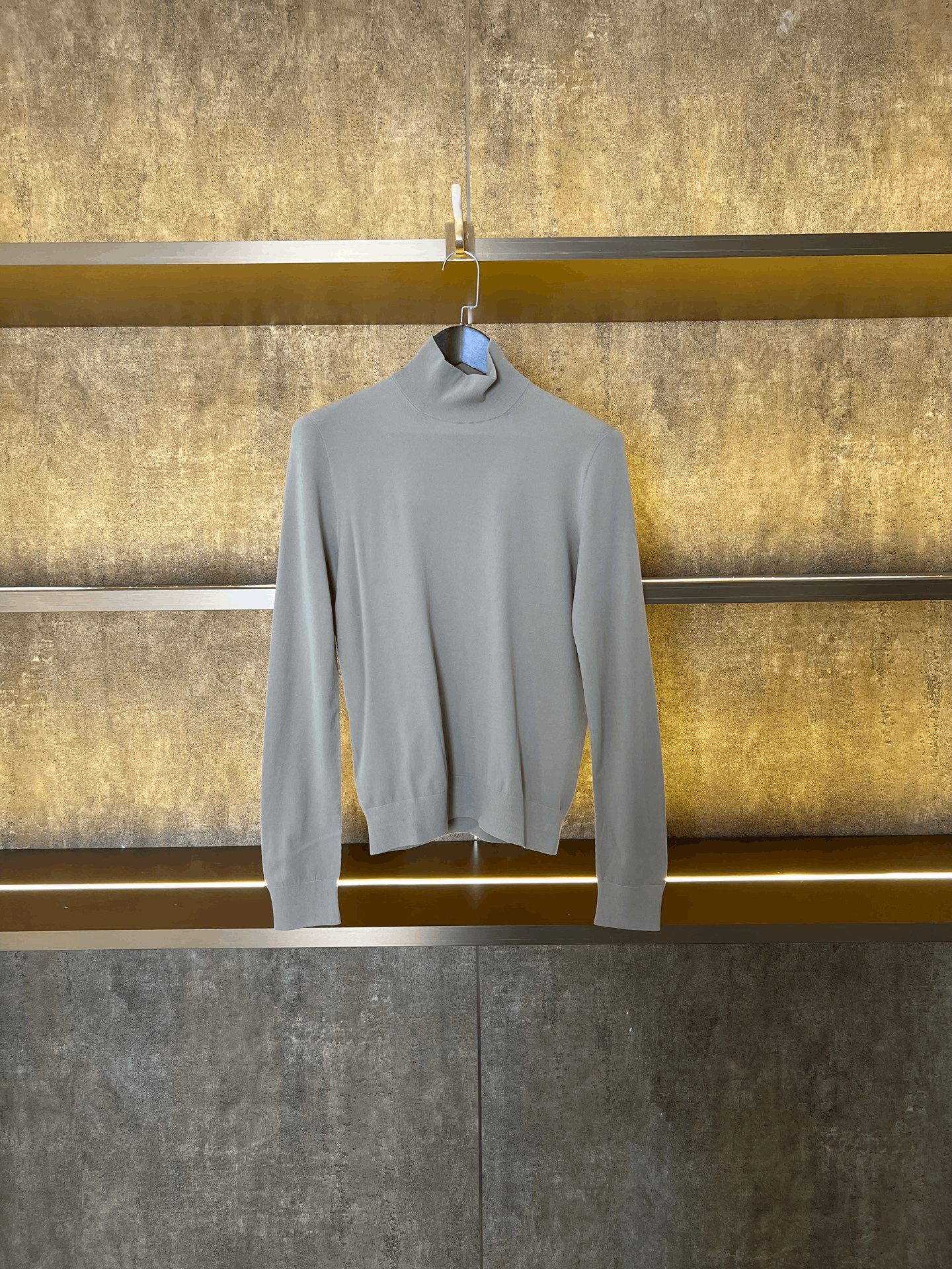 Bottega Veneta Bottega Veneta T-Shirt M Women Size M / US 6-8 / IT 42-44 - 1 Thumbnail