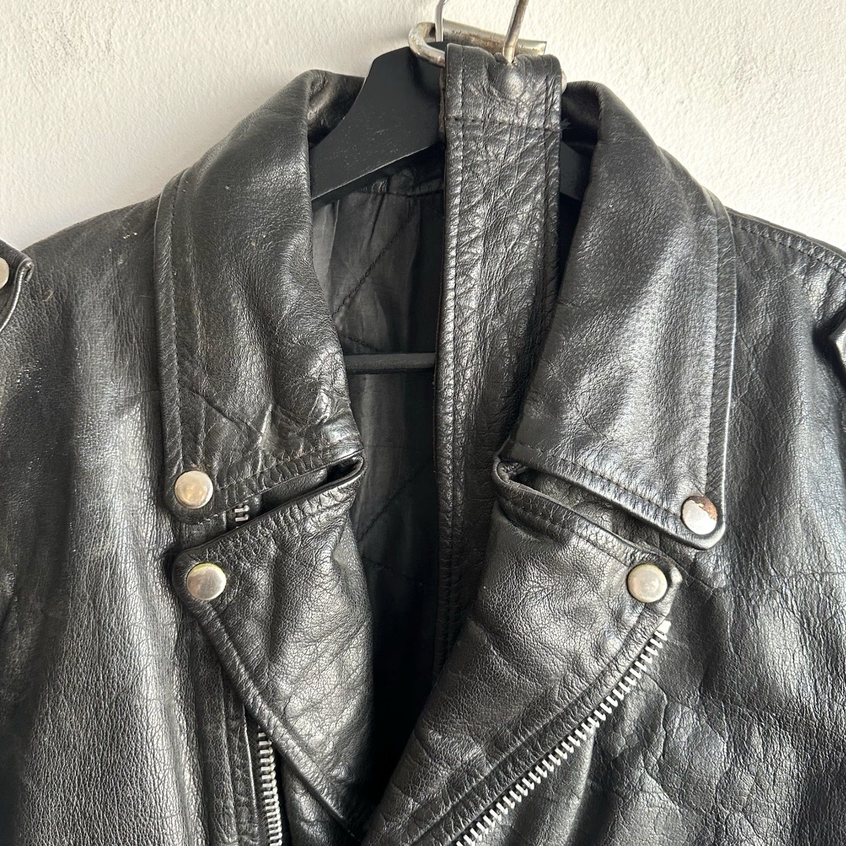 Vintage VINTAGE Motorcycle Leather Jacket XL Leather Belt 1960s X-Large Mens Womens? Size US XL / EU 56 / 4 - 2 Thumbnail