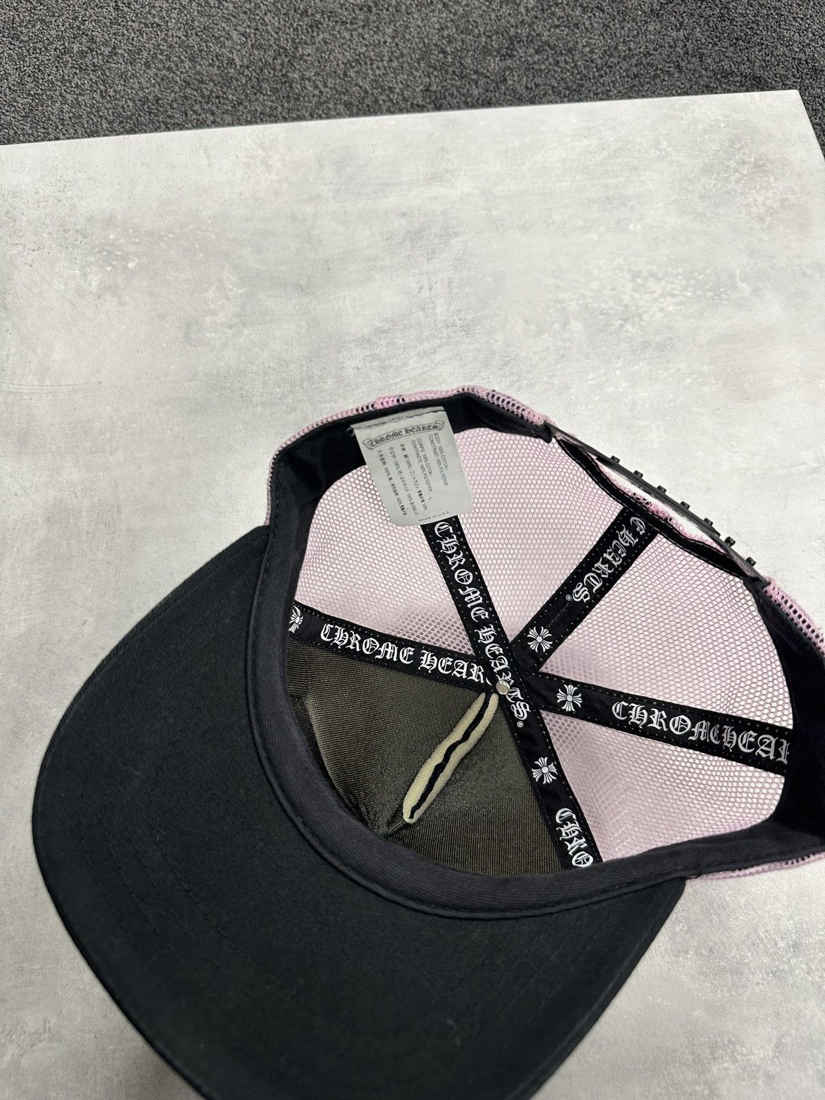 Chrome Hearts Chrome Hearts CH Hollywood Trucker Cap Black Pink Size ONE SIZE - 6 Thumbnail