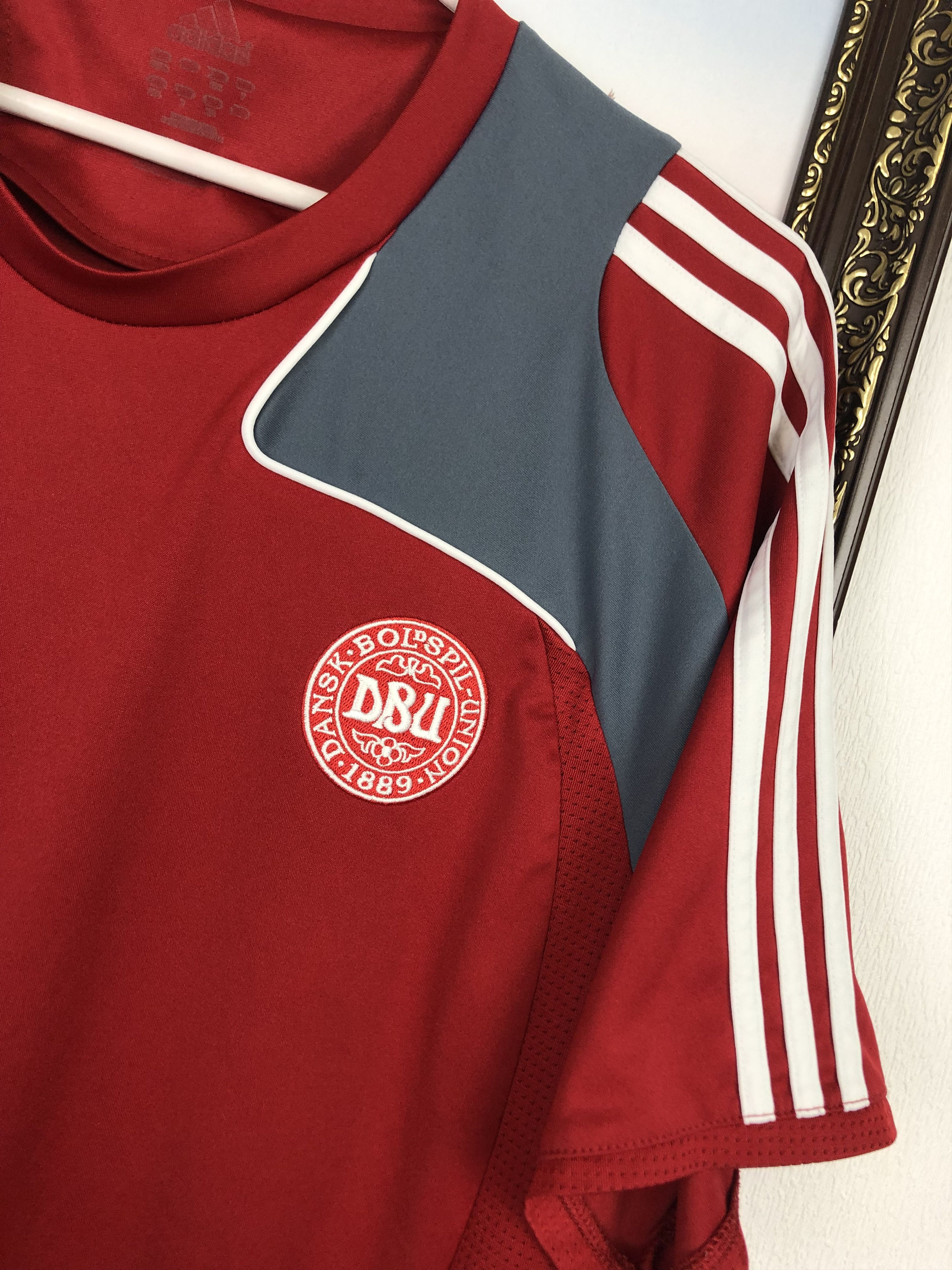 Adidas Vintage Adidas Denmark Football Train Shirt Soccer Jersey Size US L / EU 52-54 / 3 - 3 Thumbnail