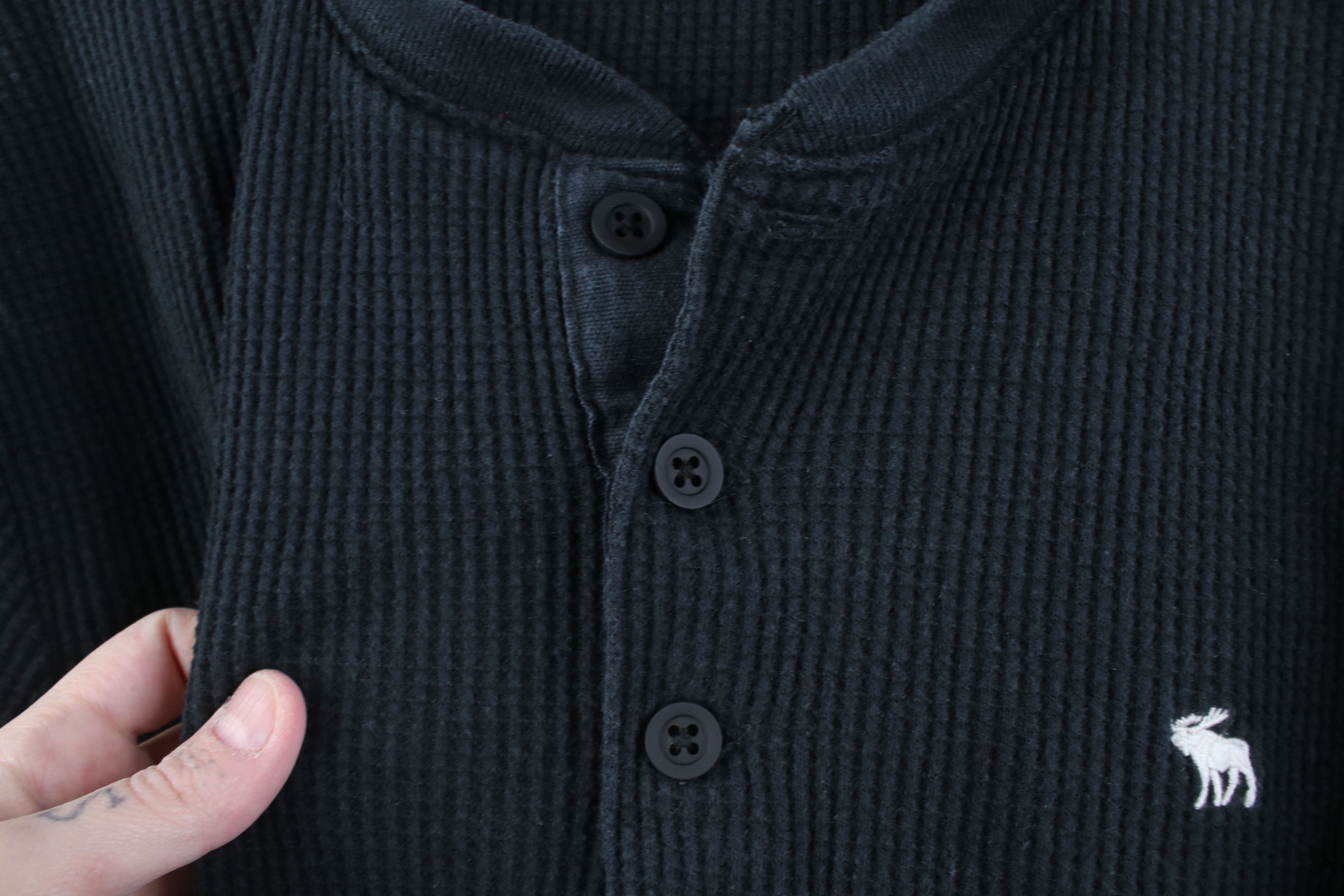Abercrombie & Fitch Vintage Y2K Abercrombie & Fitch Waffle Knit Henley T-Shirt Size US L / EU 52-54 / 3 - 5 Thumbnail