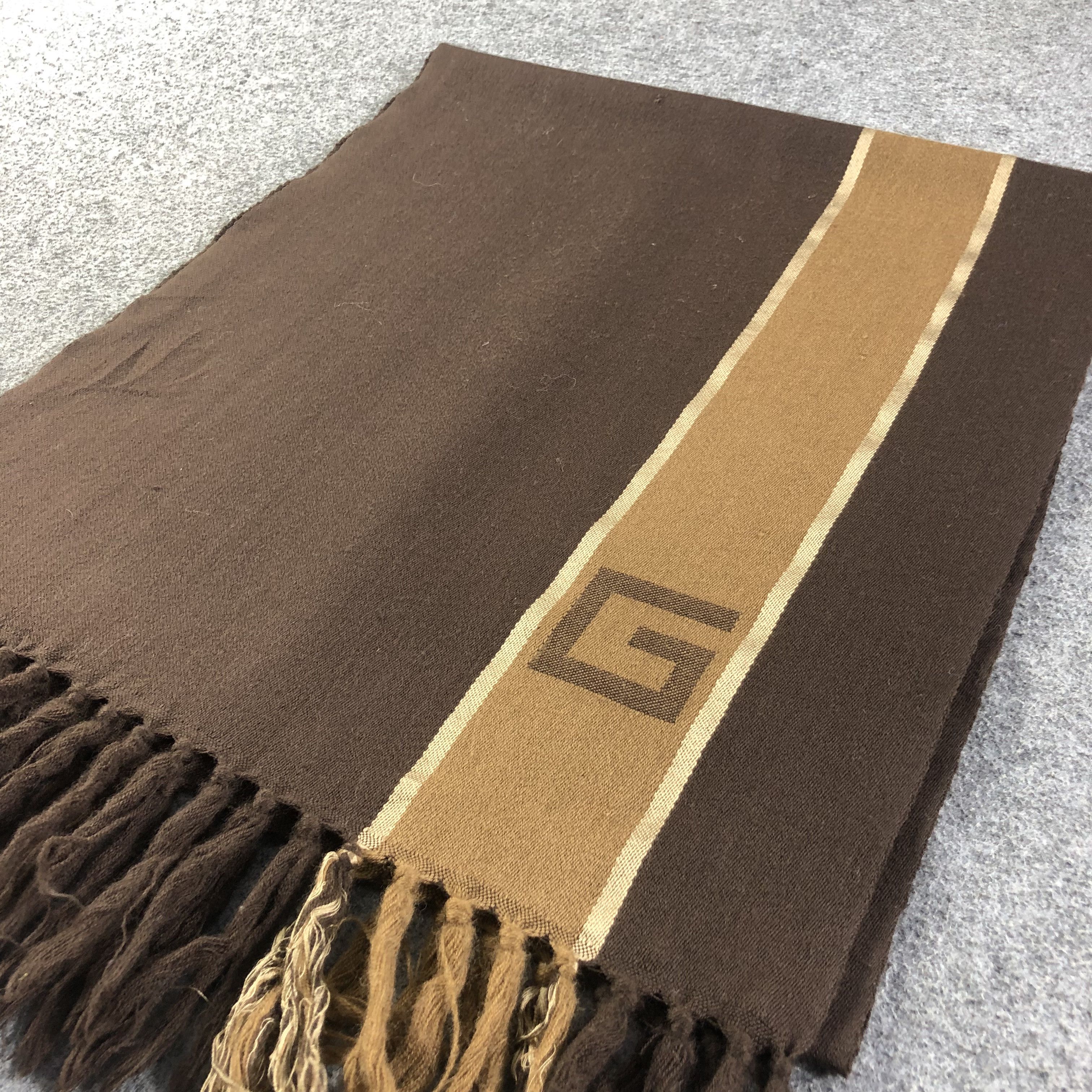 Japanese Brand Gucci Wool/Silk Scarf Muffler V1126 Size ONE SIZE - 3 Thumbnail