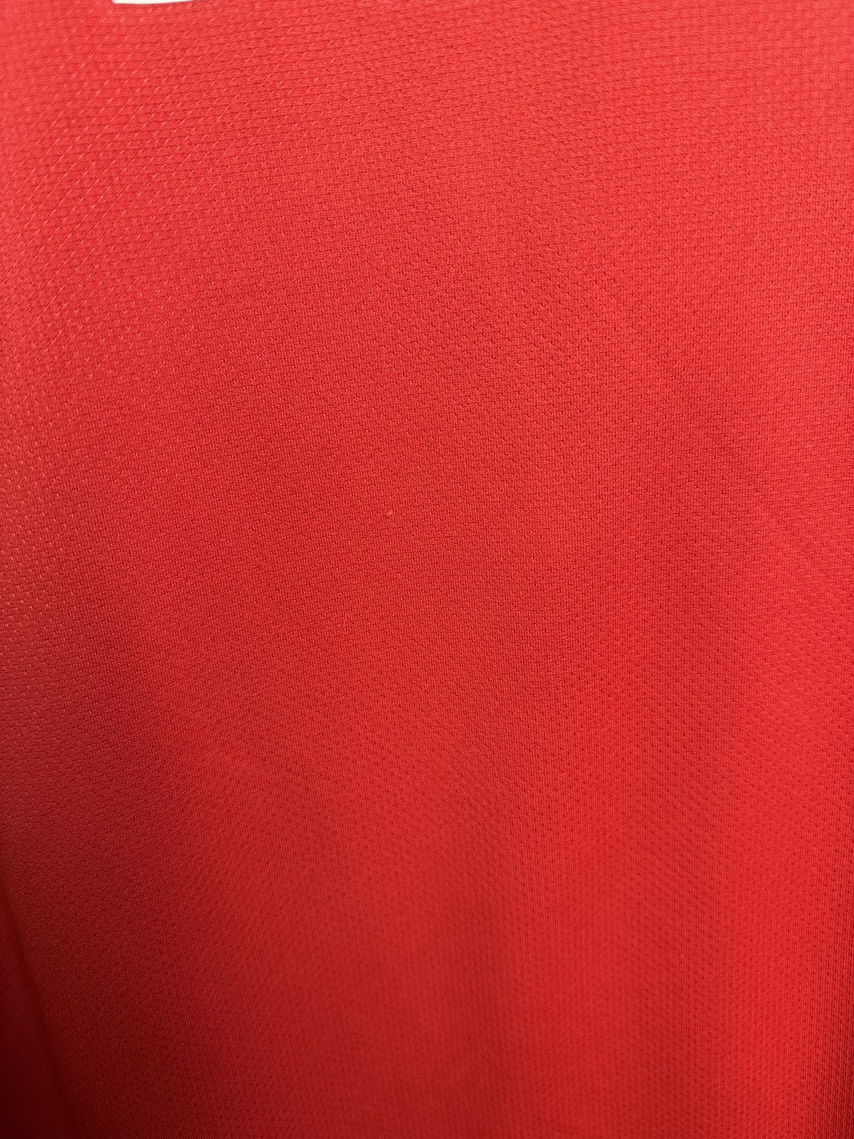 Nike Nike Manchester United aon soccer jersey L sz Size US S / EU 44-46 / 1 - 10 Thumbnail