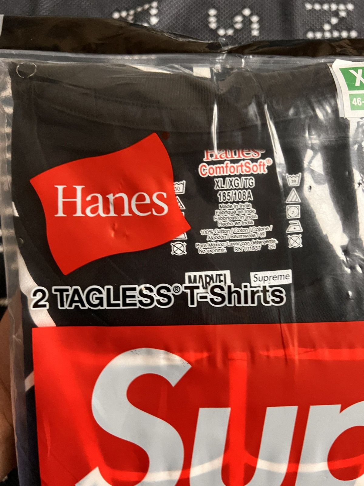 Supreme XL Supreme Marvel Spider-Man Web hanes t-shirt black venom Size US XL / EU 56 / 4 - 15 Thumbnail