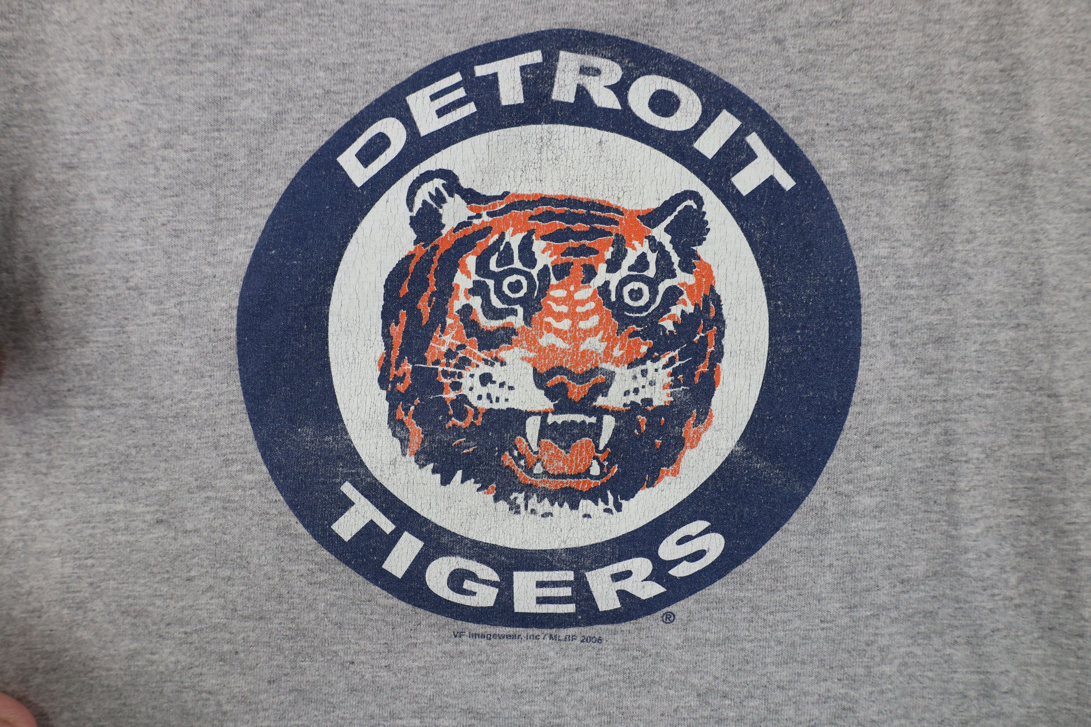 Vintage Vintage Y2K 2006 Spell Out Detroit Tigers Baseball T-Shirt Size US M / EU 48-50 / 2 - 4 Thumbnail