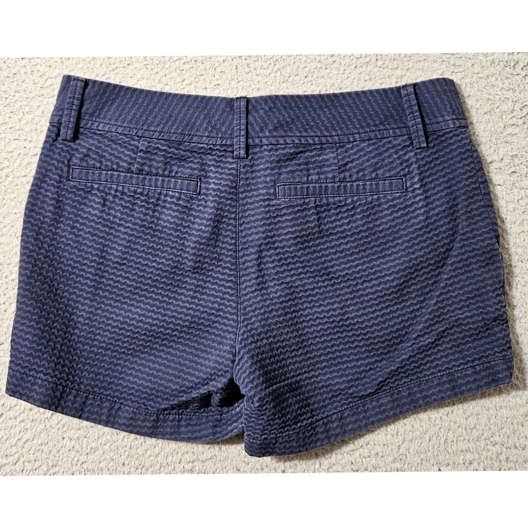 Lilly Pulitzer Lilly Pulitzer Callahan Shorts Women's Size 4 Blue Cotton Size 27" / US 4 / IT 40 - 2 Thumbnail