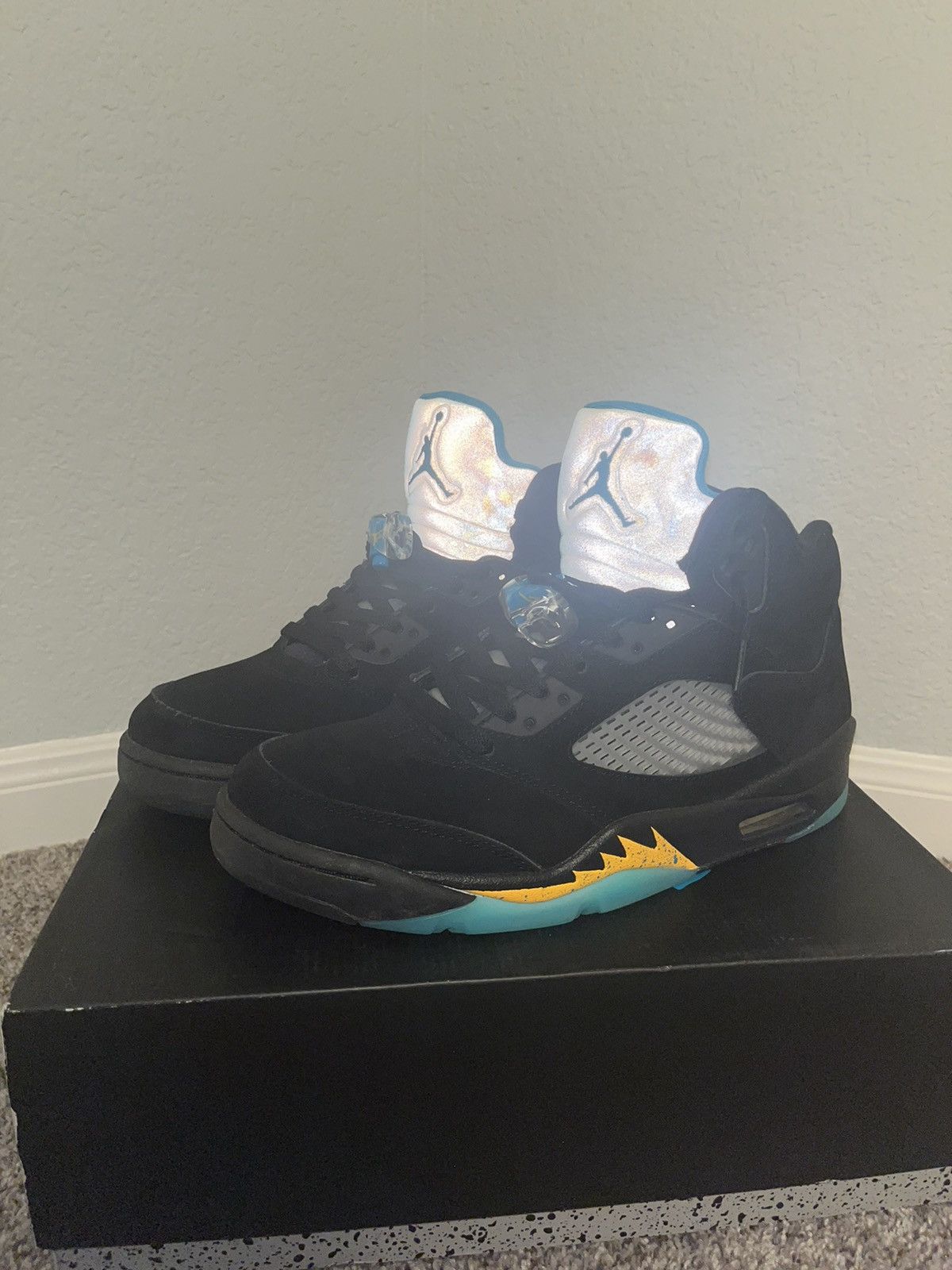 Jordan Brand Jordan 5 Retro Aqua Size US 9 / EU 42 - 1 Thumbnail