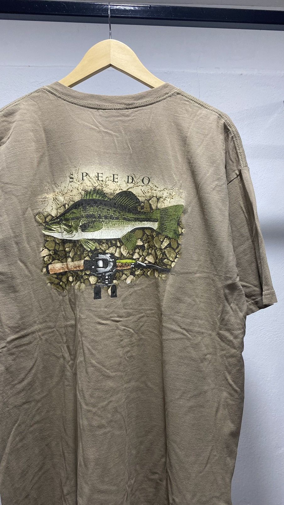 Speedo × Vintage 💥Vintage 2004 Speedo Graphics Backhit Baits Tee Size US XL / EU 56 / 4 - 2 Thumbnail