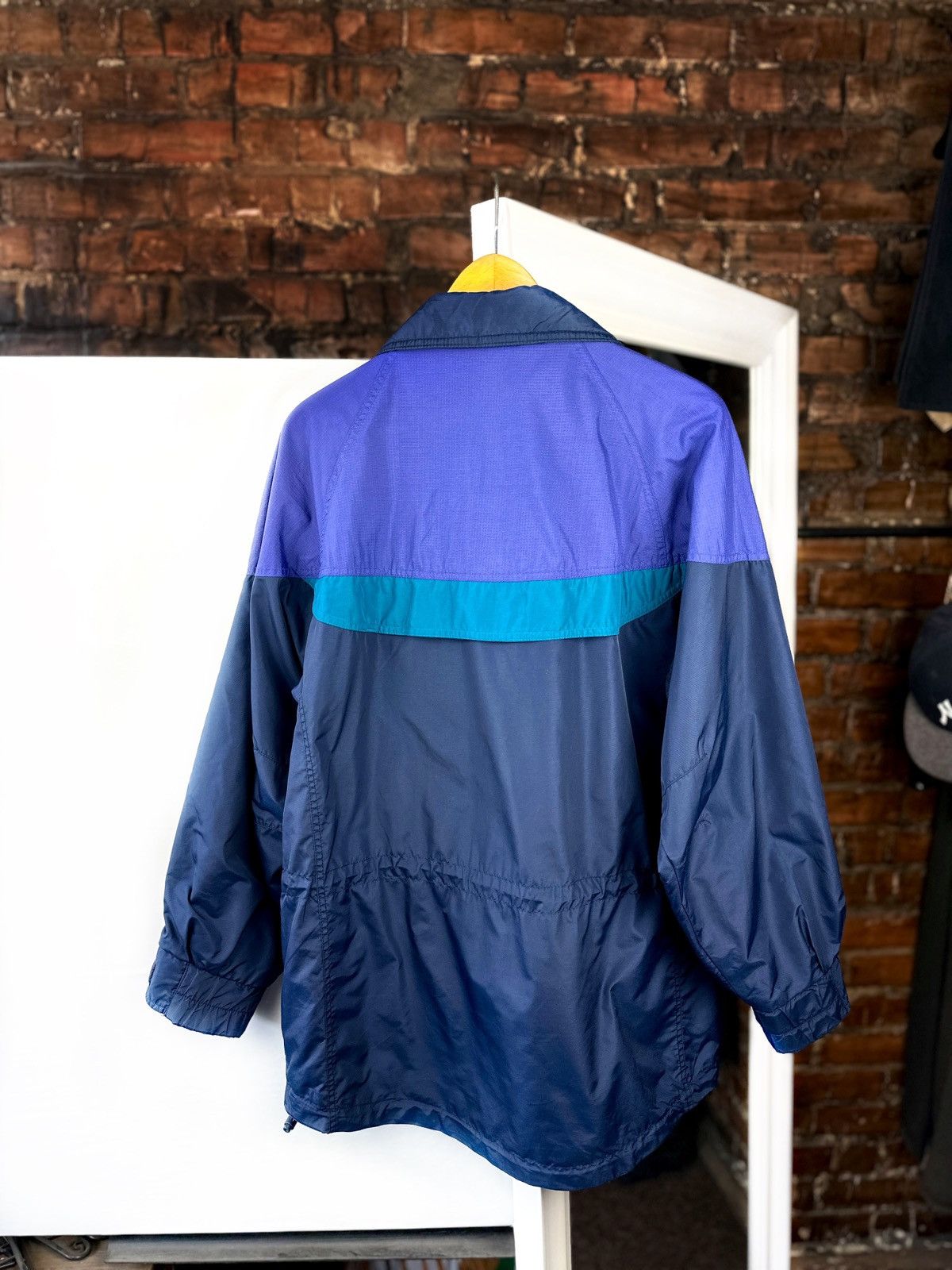 Columbia Vintage Women’s Nylon Jacket Columbia Blue Size: S Size S / US 4 / IT 40 - 3 Thumbnail
