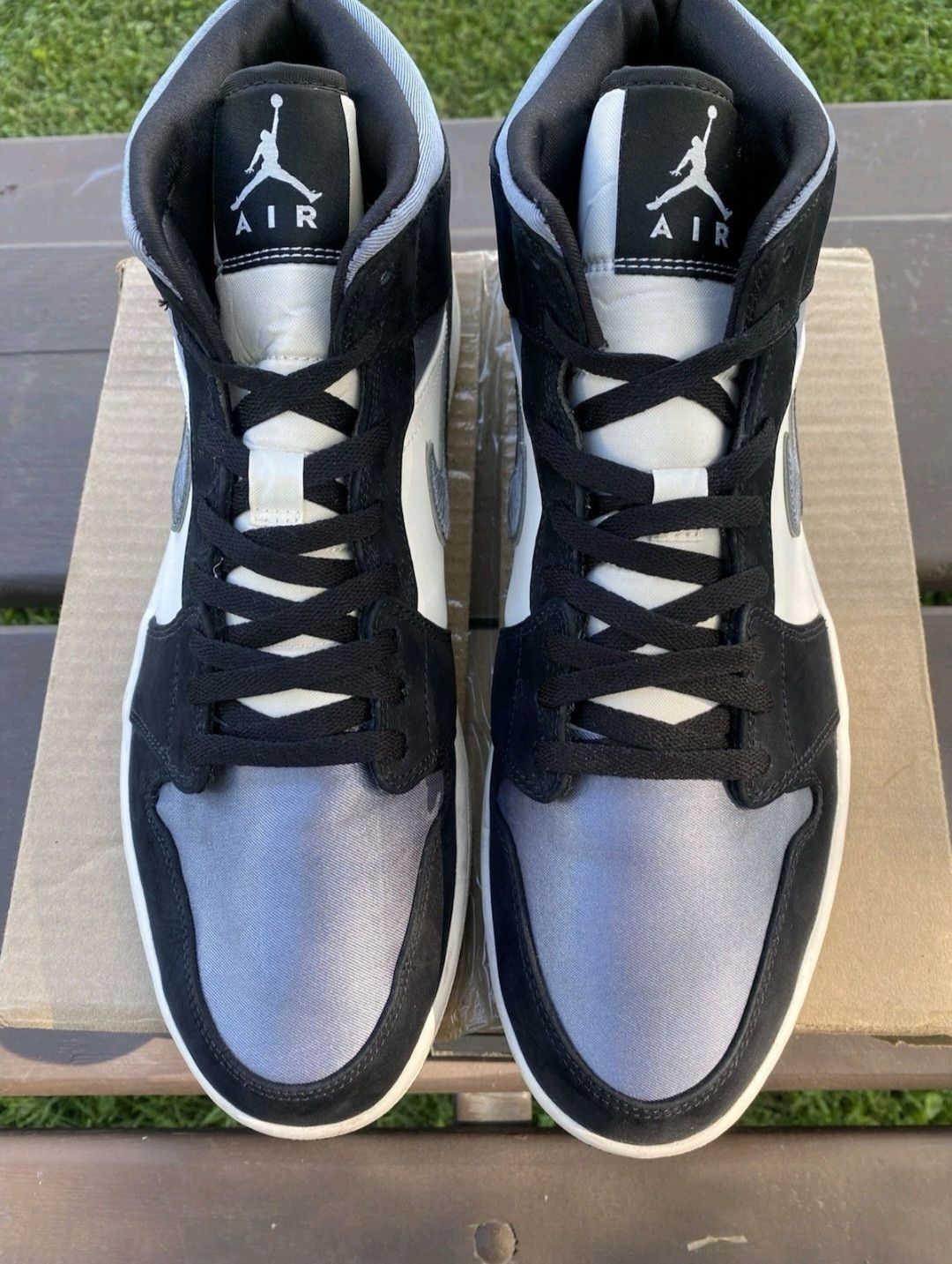 Jordan Brand Nike Air Jordan Retro 1 Mid Se Satin Smoke Grey Size 13 Men Size US 13 / EU 46 - 2 Thumbnail
