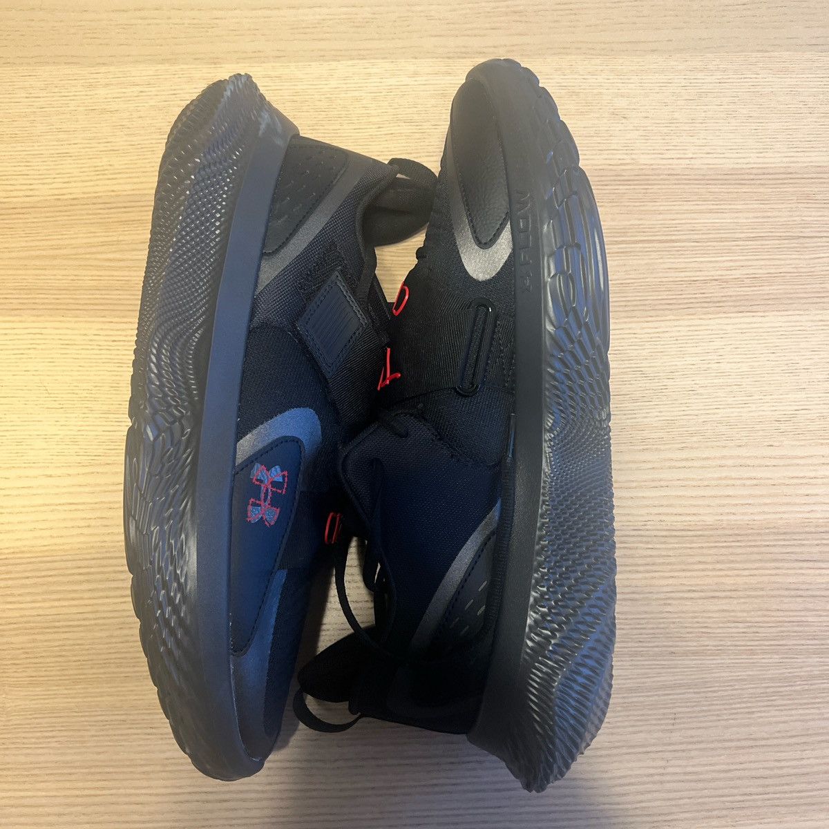 Tuff Crowd × Under Armour TUFF CROWD X UNDER ARMOUR FLOW FUTR Size US 14 / EU 47 - 5 Thumbnail