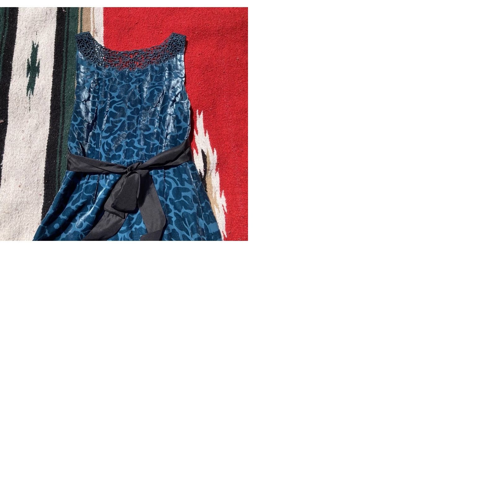 Anthropologie Moulinette Souers Anthropologie Dress Womens Size 2 Blue Velvet Brocade Floral Size XS / US 0-2 / IT 36-38 - 9 Thumbnail