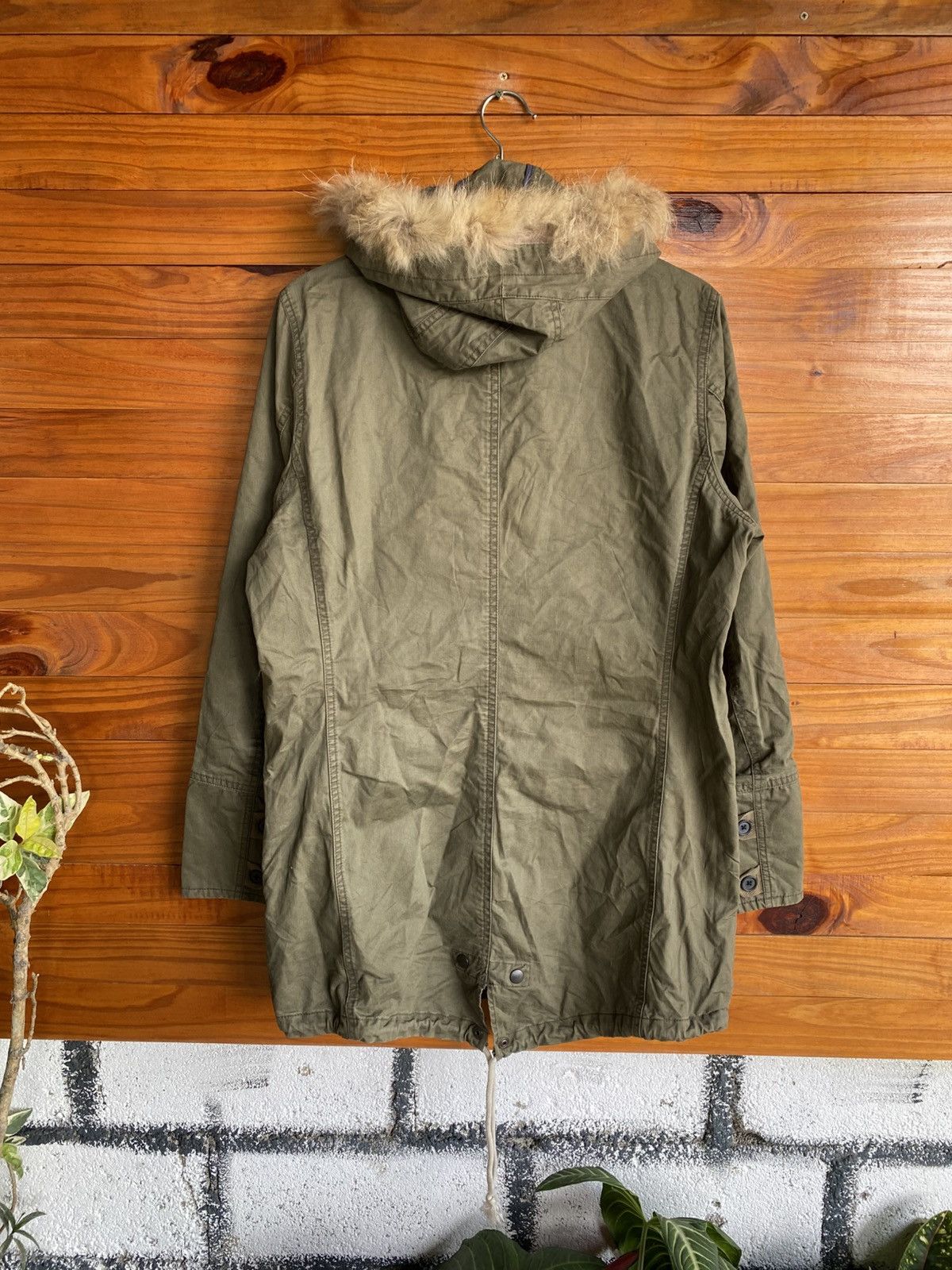 R. Newbold Olive Green Fur Hood Parka Jacket – British Casua