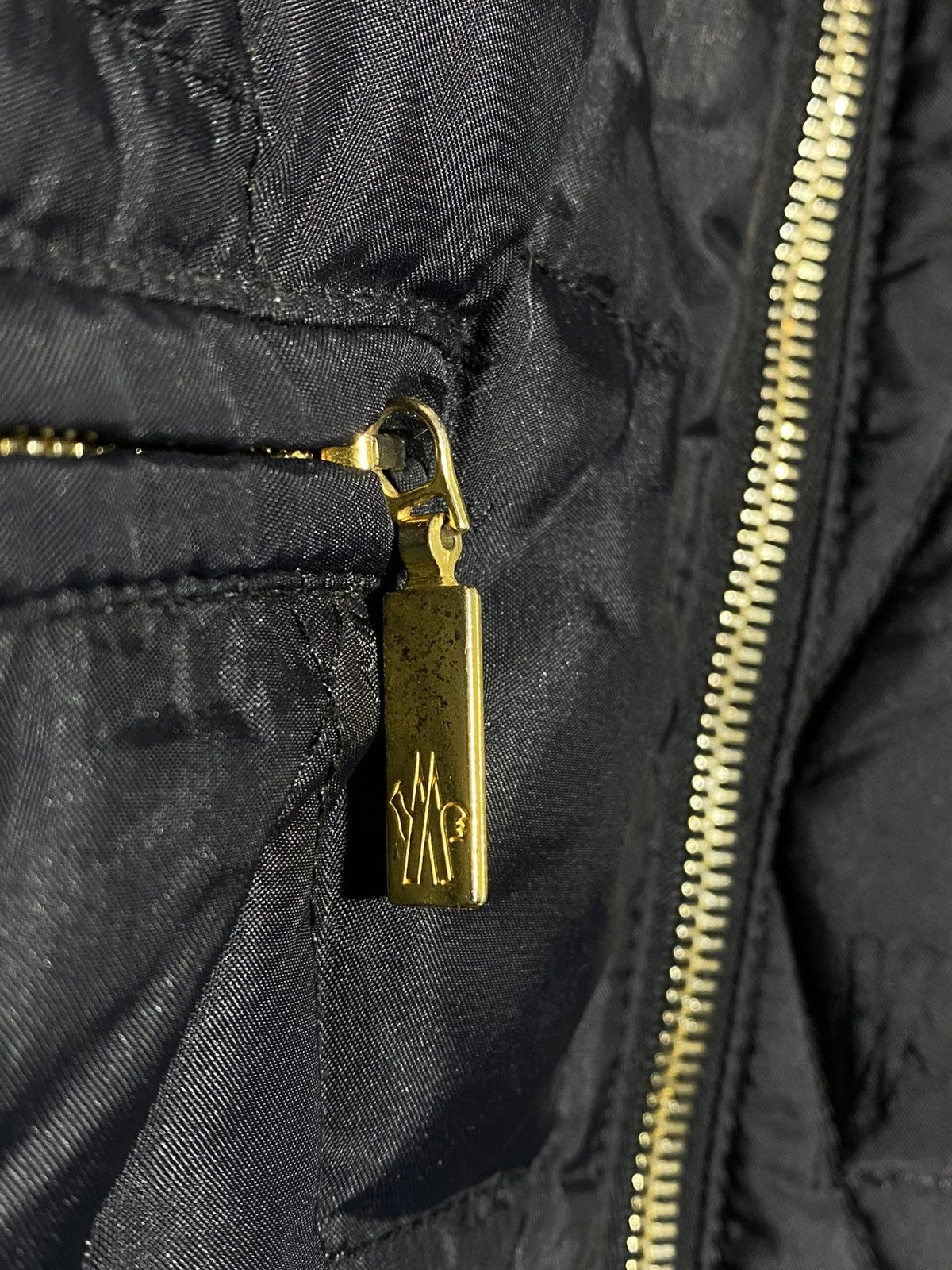 Moncler Moncler Down Filled Monogram Jacket with Fur Details Size S / US 4 / IT 40 - 8 Thumbnail