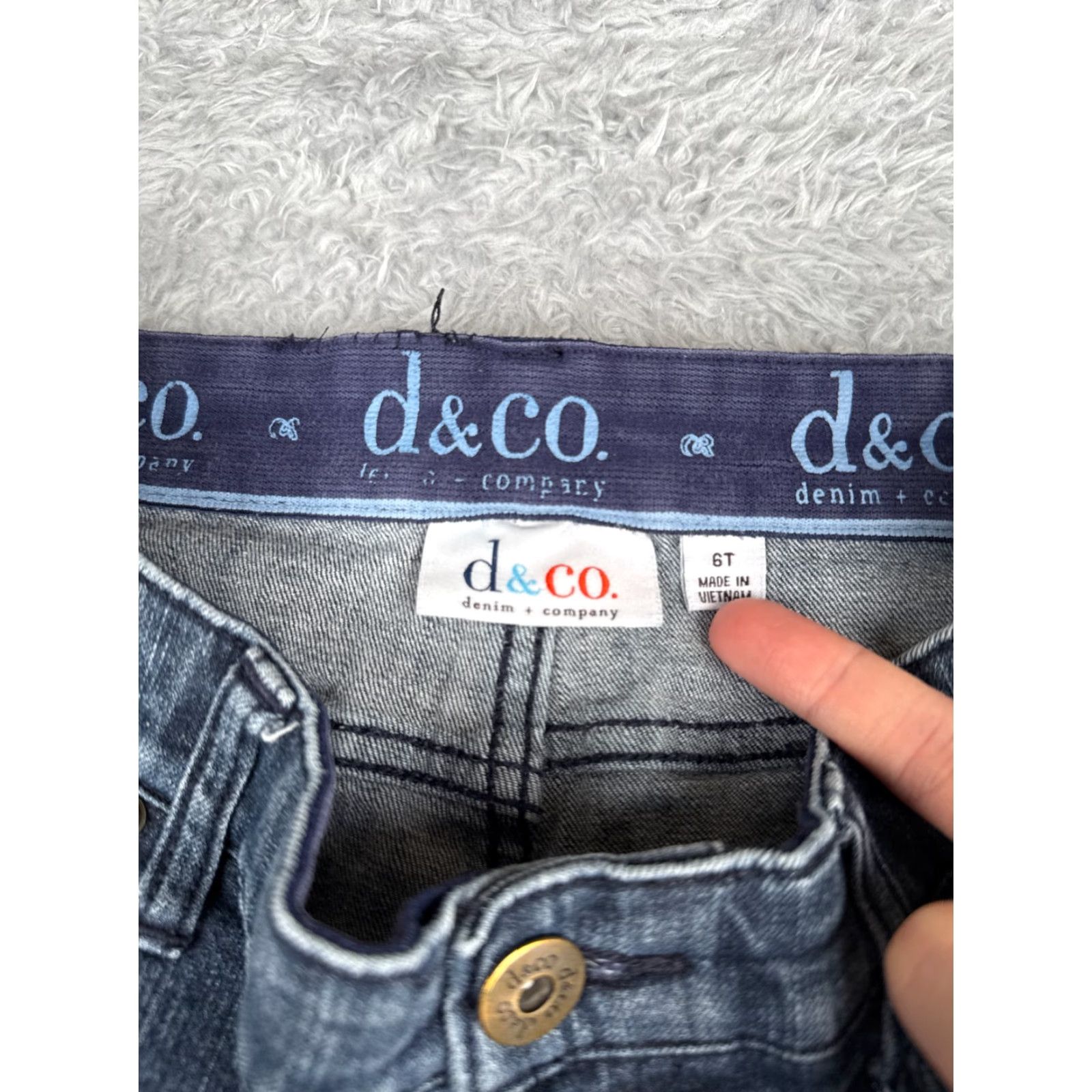 Vintage D&Co Jeans Womens 6 Blue Denim Bootcut Comfort Waist High Cotton Blend 28x28 Zipper Button Distressed 5-Pocket Size 28" / US 6 / IT 42 - 6 Thumbnail