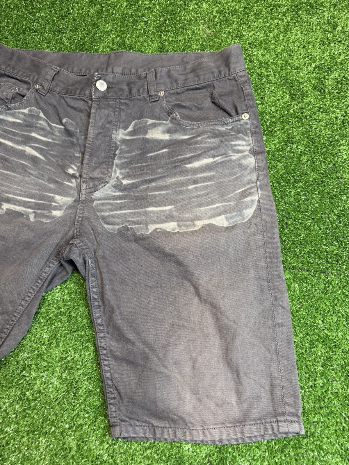 Prada Vintage y2k Prada Custom Denim Gray Avantgarde Distressed Sh Size US 32 / EU 48 - 2 Thumbnail