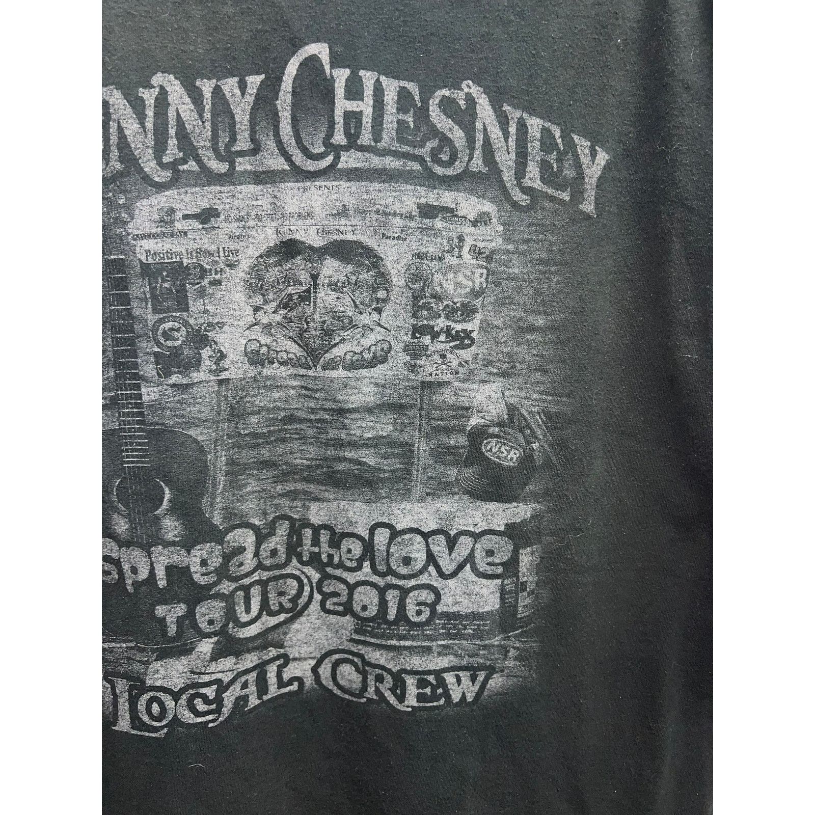 Band Tees Kenny Chesney Shirt Spread The Love Tour Local Crew X-Large Size US XL / EU 56 / 4 - 8 Thumbnail