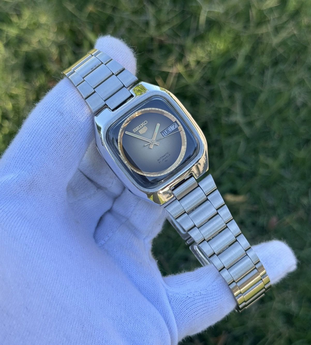 Seiko Vintage Seiko 5 Automatic Watch: smoke-grey Dial, mens watch Size 36 - 7 Thumbnail