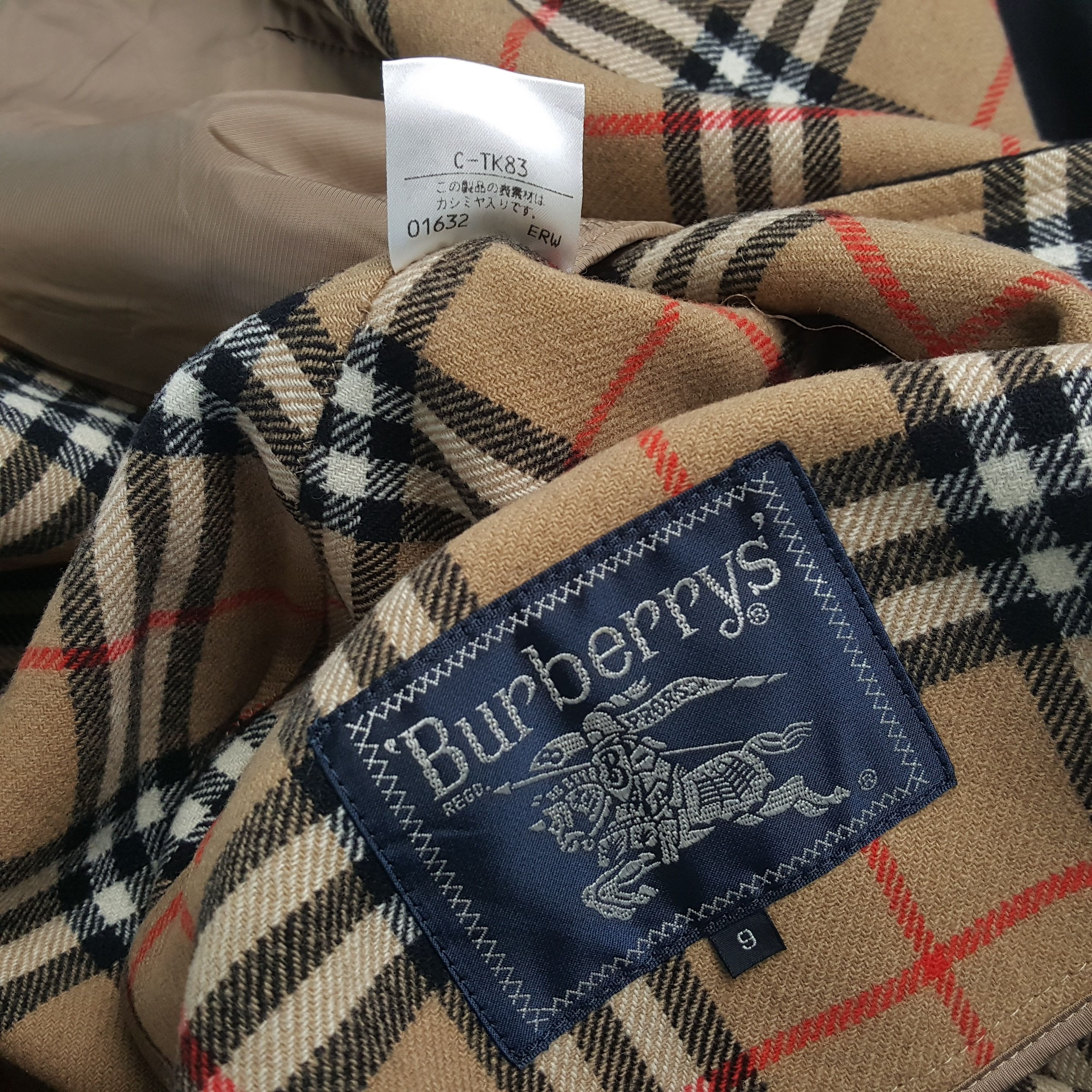 Burberry BURBERRYS Fashion Nova Check Custom Art Fleece Jacket Size US L / EU 52-54 / 3 - 8 Thumbnail