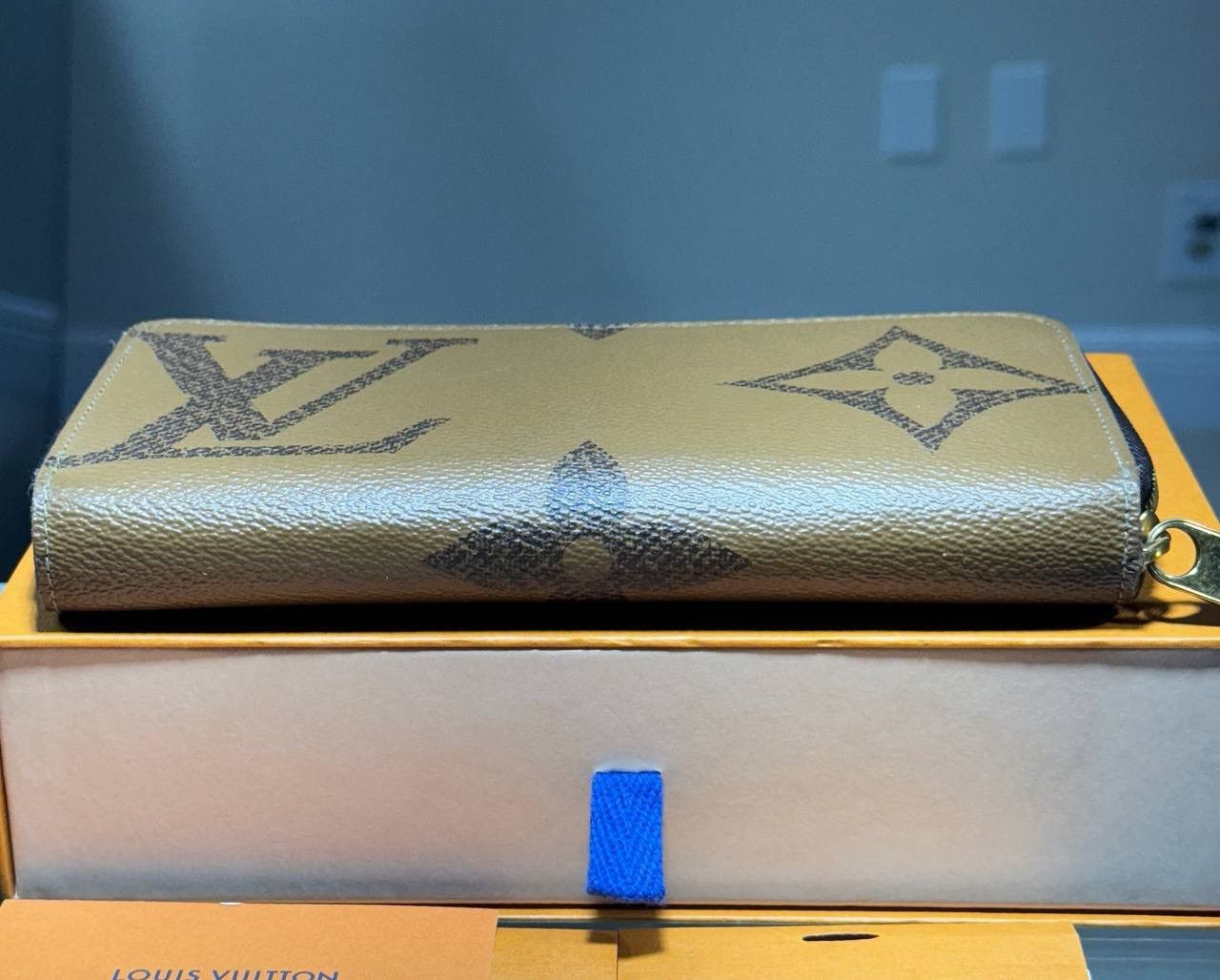 Louis Vuitton Authentic Louis Vuitton Zippy Wallet Giant Monogram M69353 Size ONE SIZE - 14 Thumbnail