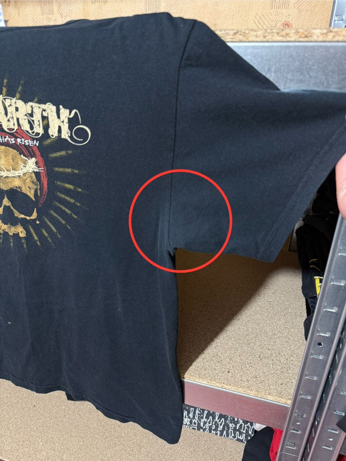 Band Tees × Vintage Vintage 2006 Unearth The Devil Has Risen Rock Band T-Shirt Size US M / EU 48-50 / 2 - 7 Thumbnail