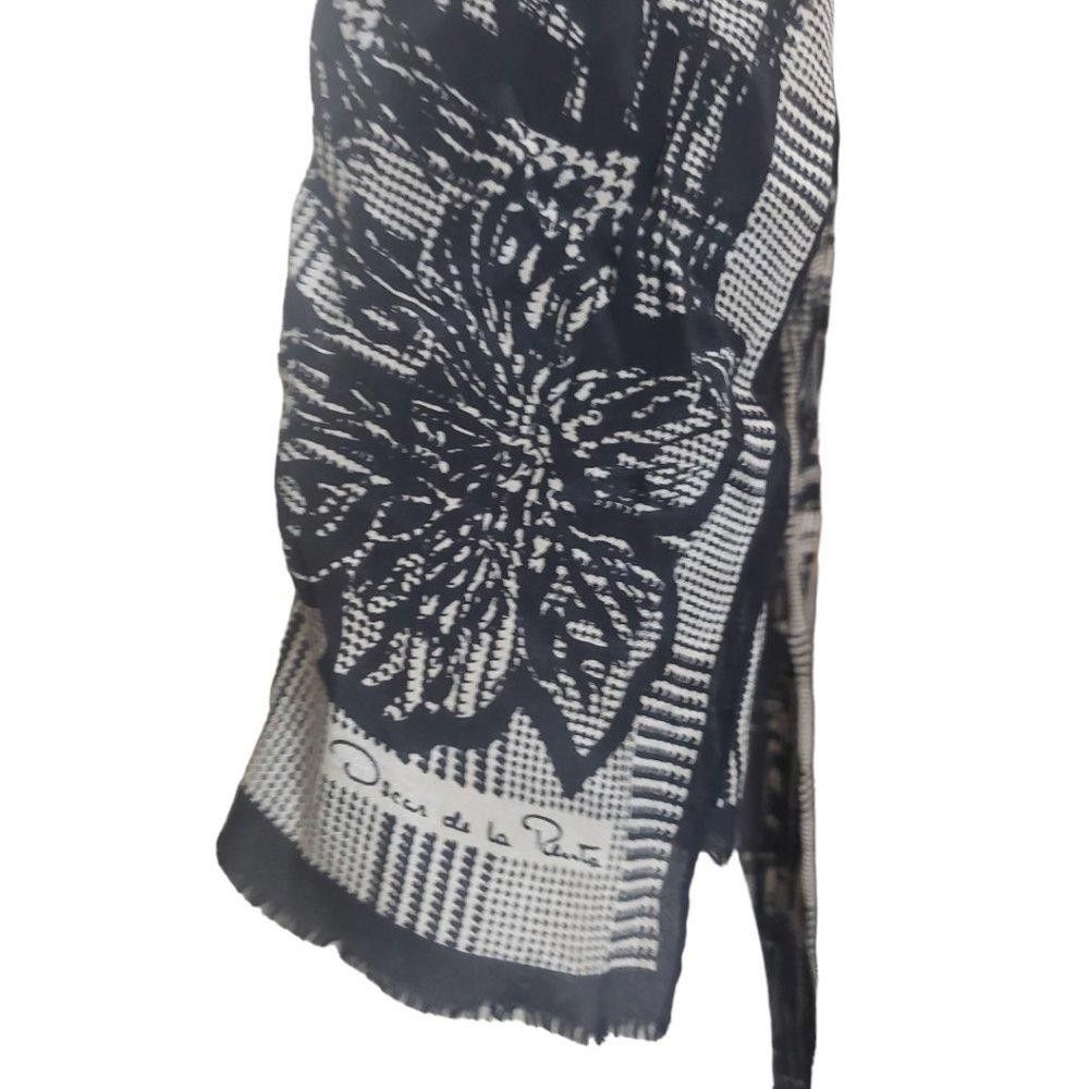 Oscar De La Renta CT830 Oscar de La Renta Black & White Vintage Silk Scarf Size ONE SIZE - 3 Thumbnail