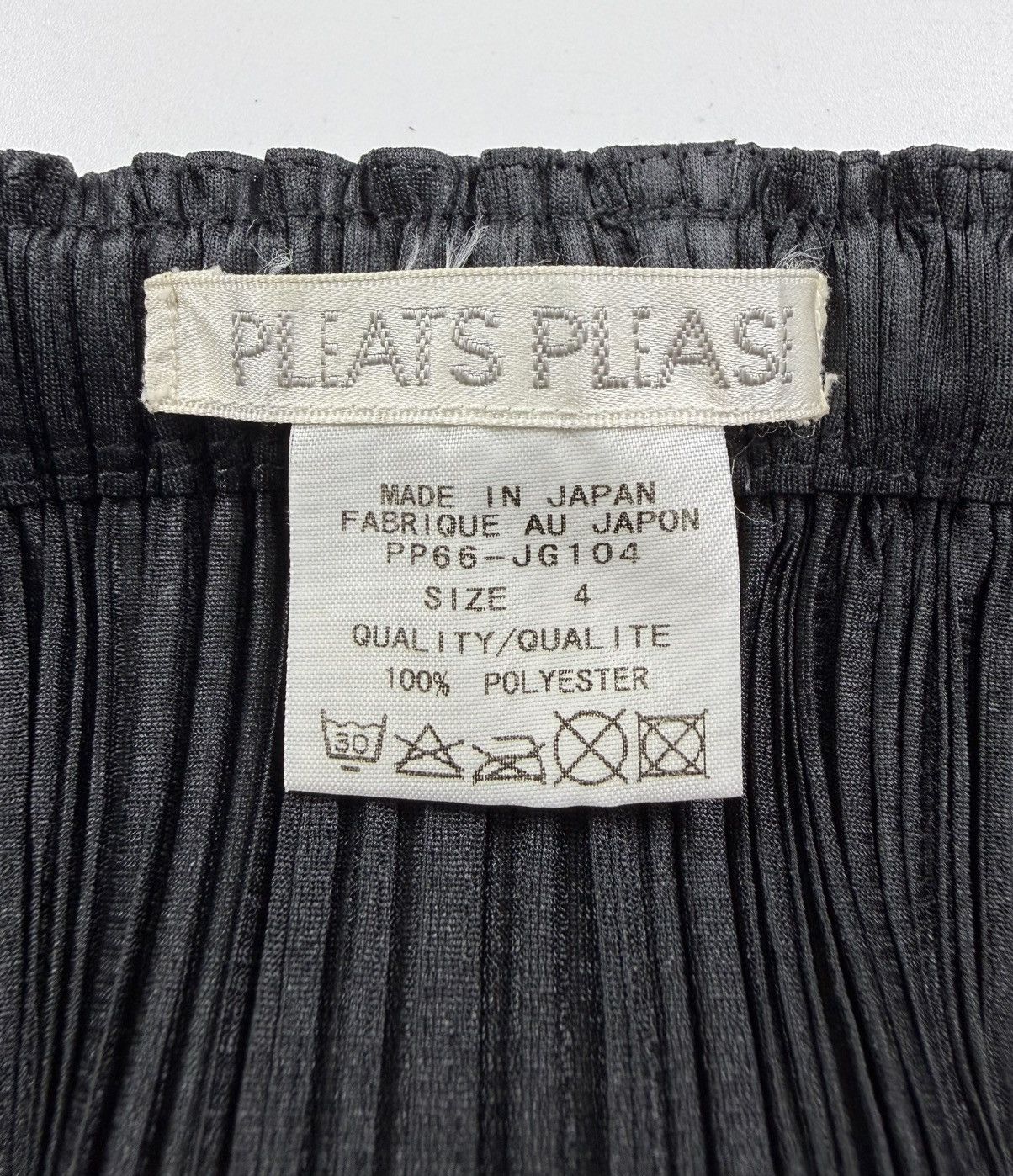 Pleats Please Issey Miyake Issey Miyake Pleats Please with Pocket Pleated Skirt Size 28" / US 6 / IT 42 - 6 Thumbnail