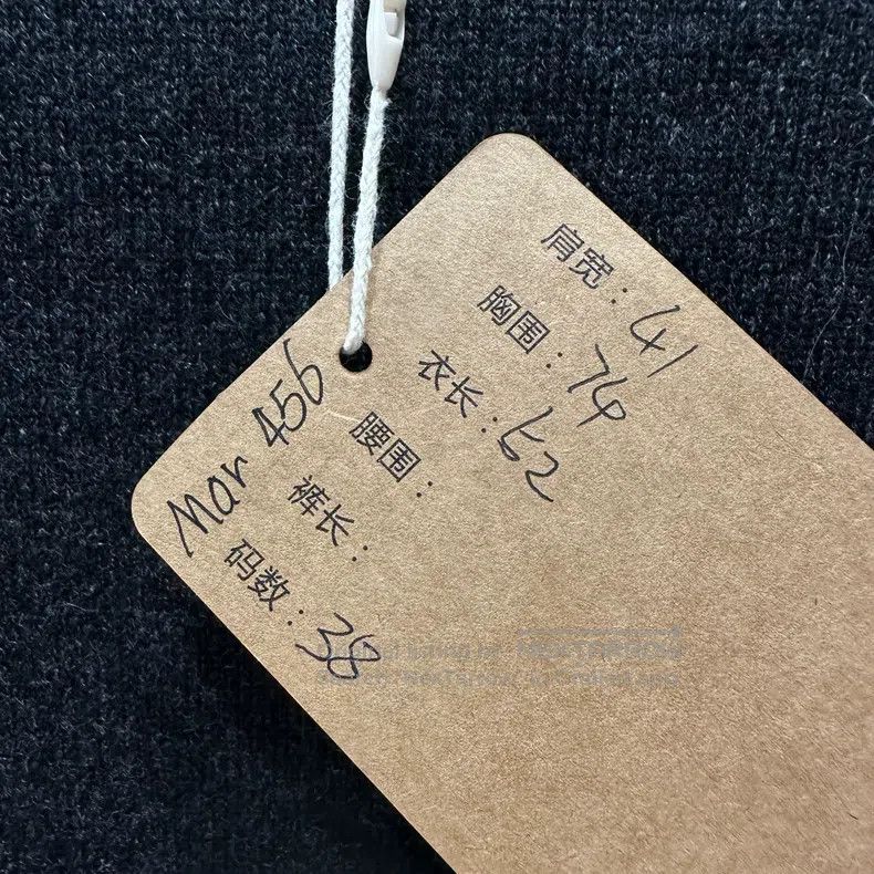 Thom Browne Thom Browne Four-Stripe Cashmere Long Sleeve Sweater Size XS / US 0-2 / IT 36-38 - 5 Thumbnail