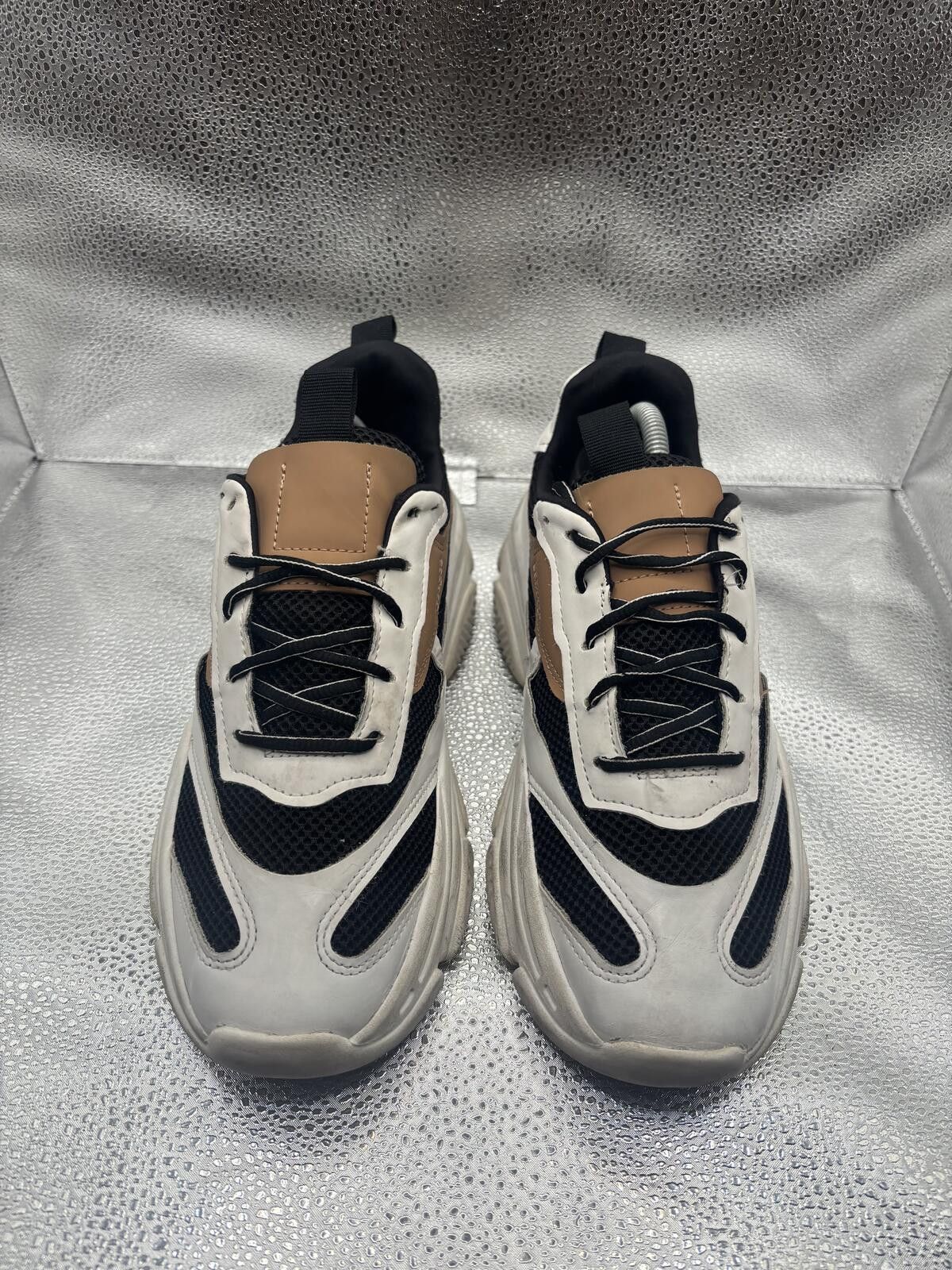 Steve Madden Steve Madden brown white sneakers Size US 10 / EU 43 - 2 Thumbnail