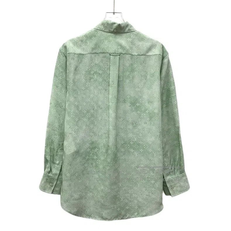 Louis Vuitton Louis Vuitton 24 light green logo presbyopic full print mu Size XS / US 0-2 / IT 36-38 - 2 Thumbnail