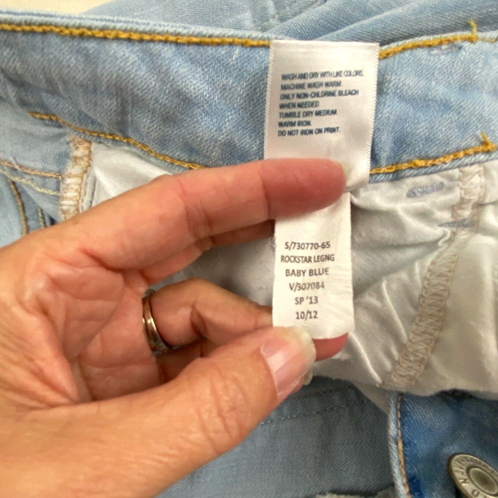 Old Navy Old Navy Rockstar Skinny Jeans 16 Blue Mid Rise Stretch Women's Size 38" / US 16 / IT 52 - 6 Thumbnail