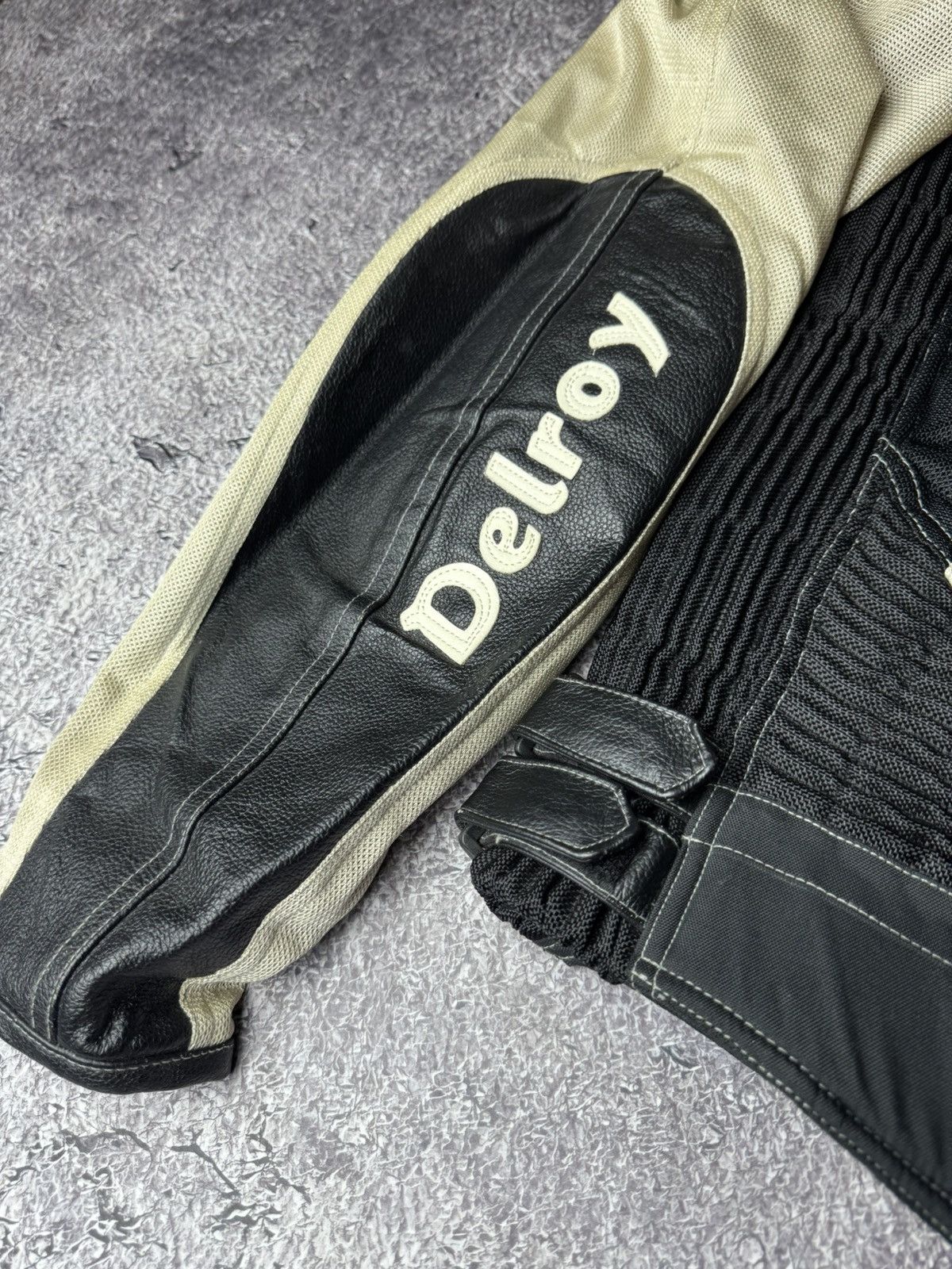 NASCAR × Vintage vintage Delroy leather nascar racing jacket Size US M / EU 48-50 / 2 - 8 Thumbnail