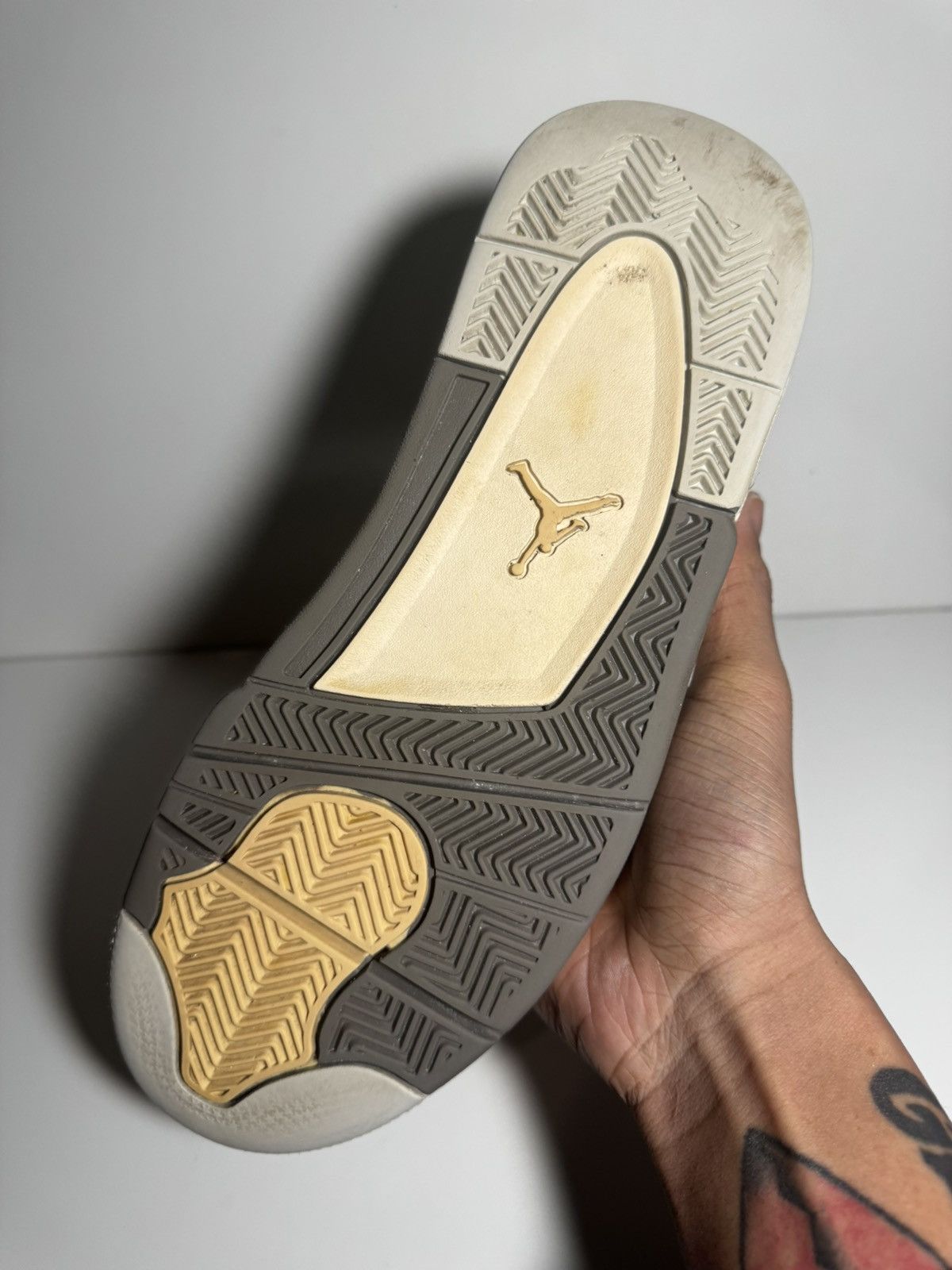 Jordan Brand Air Jordan 4 Retro SE Craft "Photon Dust” Size US 9 / EU 42 - 10 Thumbnail