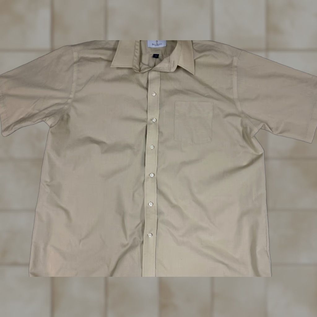 Bill Blass Bill Blass Mens Shirt 18 Beige Button-Down Short Sleeve Knit Cotton Regular with Logo Size US XXL / EU 58 / 5 - 1 Thumbnail