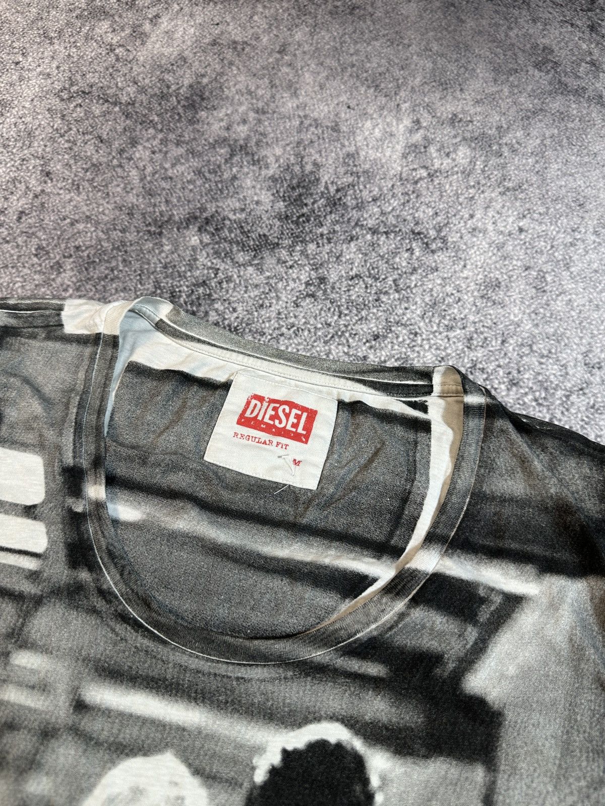 Diesel Y2k Diesel Full Print T-shirt Streetwear Casual Very Rare M Size US M / EU 48-50 / 2 - 3 Thumbnail